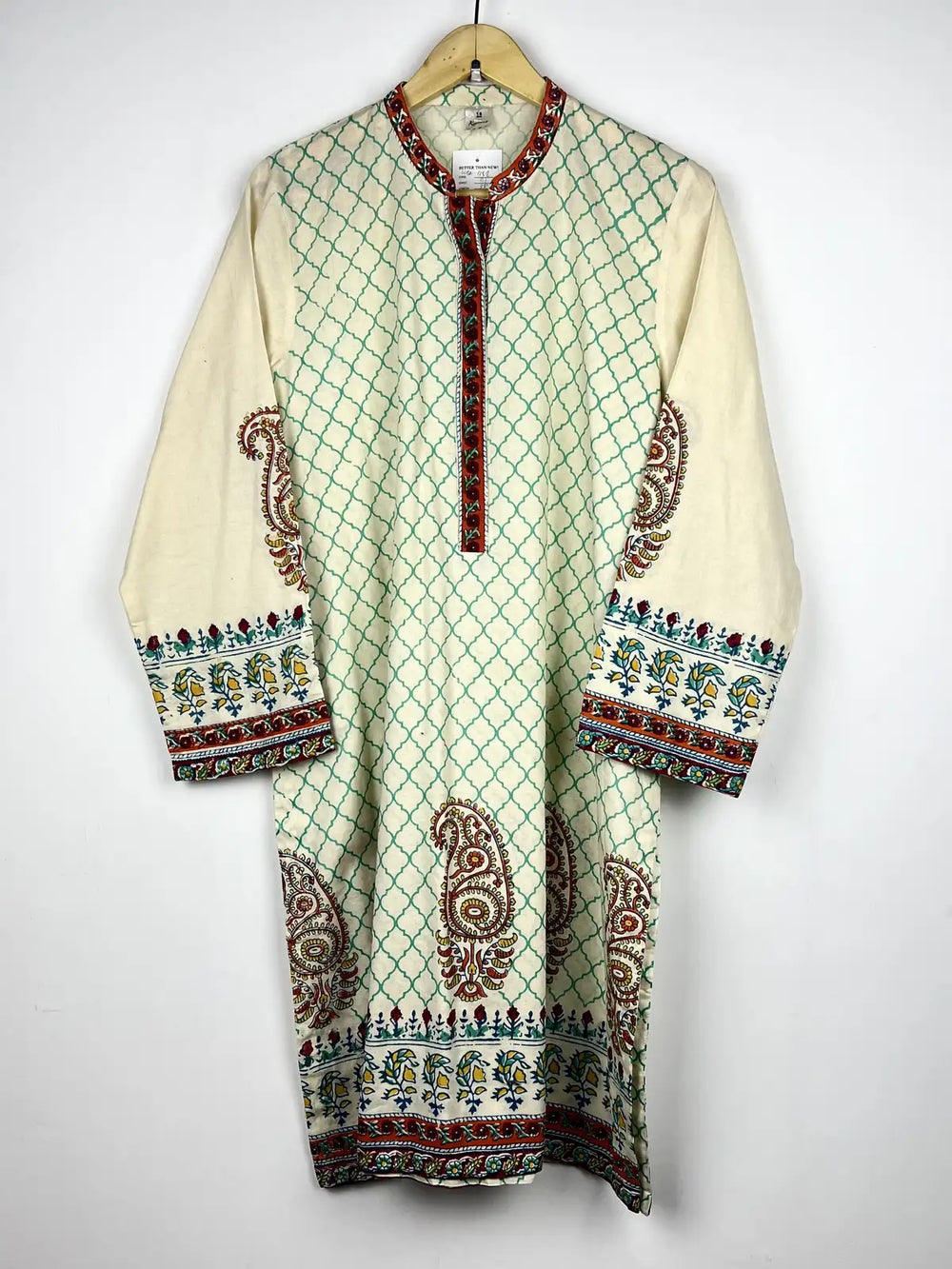 Buy online pre-used pre-loved 100% authentic & Original branded Kayseria (WBK-1158) available in Pakistan. Top international brands avilable.