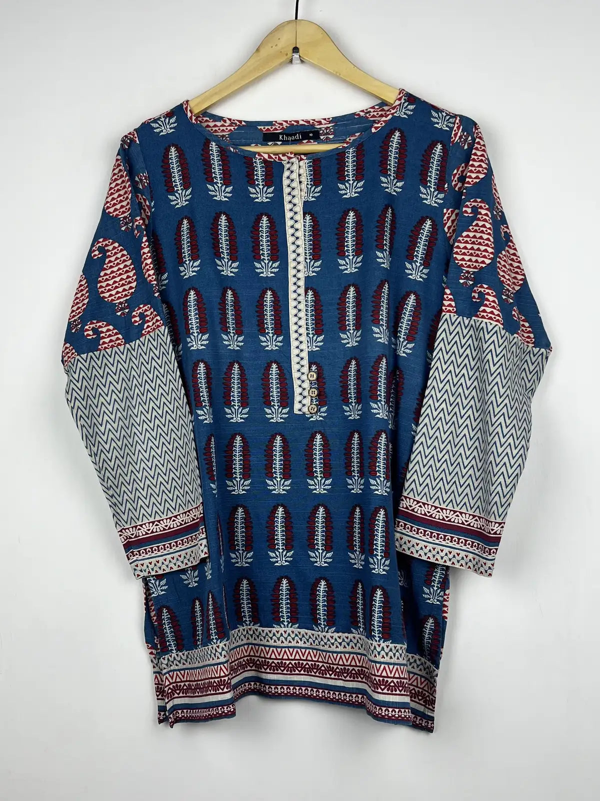 Buy online pre-used pre-loved 100% authentic & Original branded Khaadi (WBK-1167) available in Pakistan. Top international brands avilable.