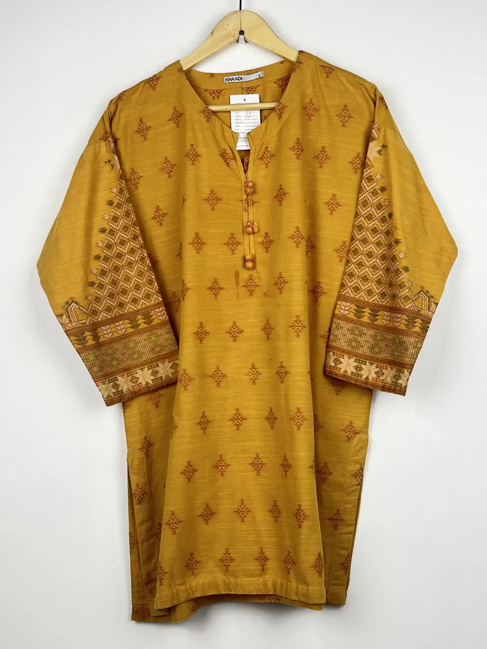 Buy online pre-used pre-loved 100% authentic & Original branded Khaadi (WBK-1186) available in Pakistan. Top international brands avilable.