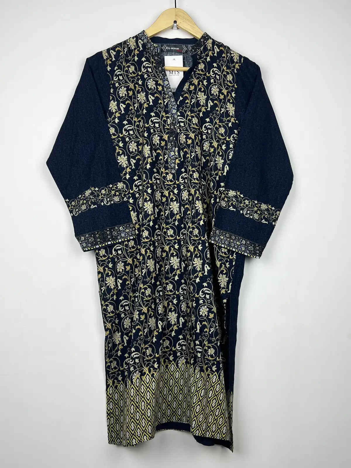 Buy online pre-used pre-loved 100% authentic & Original branded Gul Ahmad (WBK-1204) available in Pakistan. Top international brands avilable.