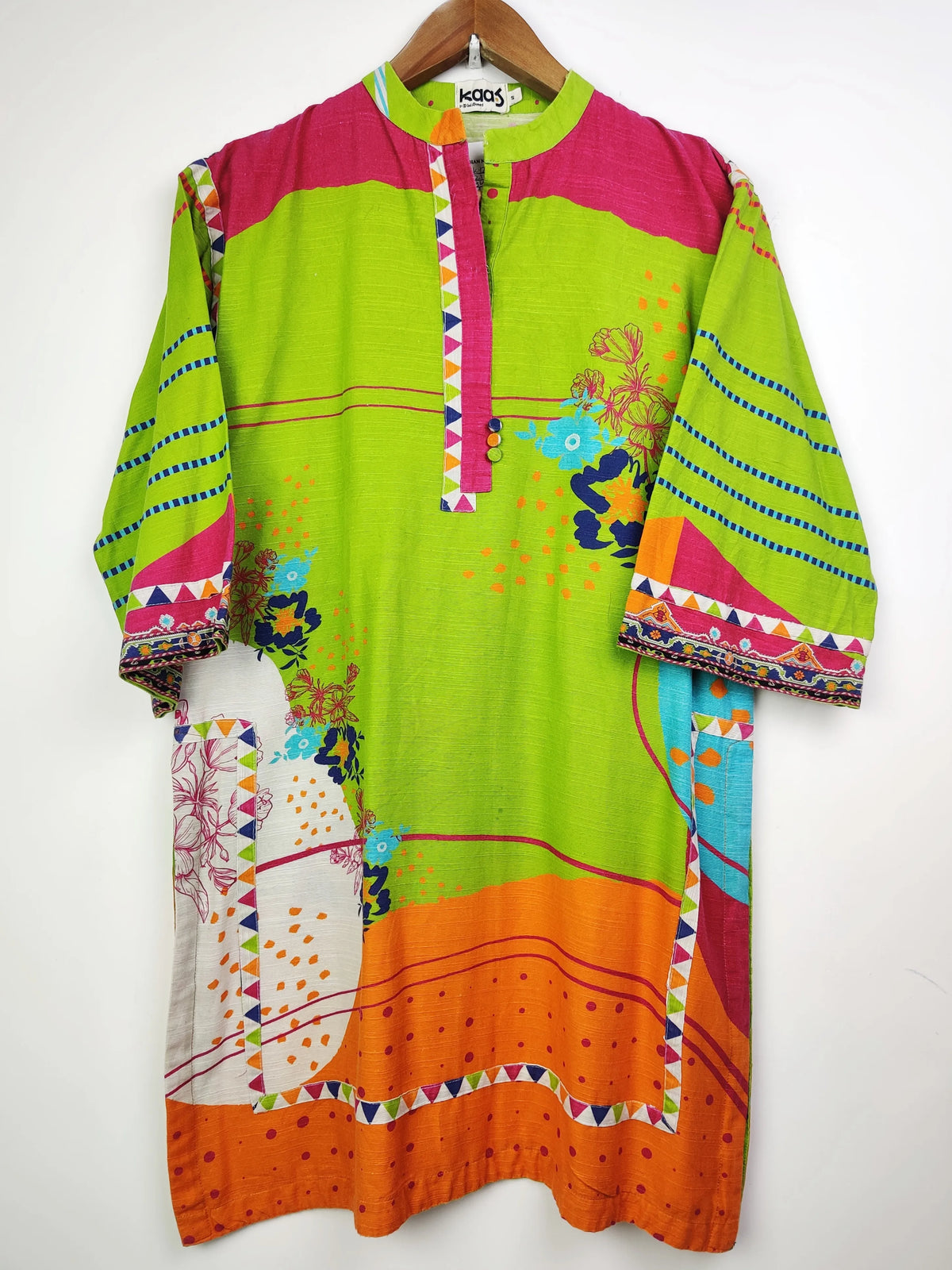 Buy online pre-used pre-loved 100% authentic & Original branded Gul Ahmed (WBK-120) available in Pakistan. Top international brands avilable.