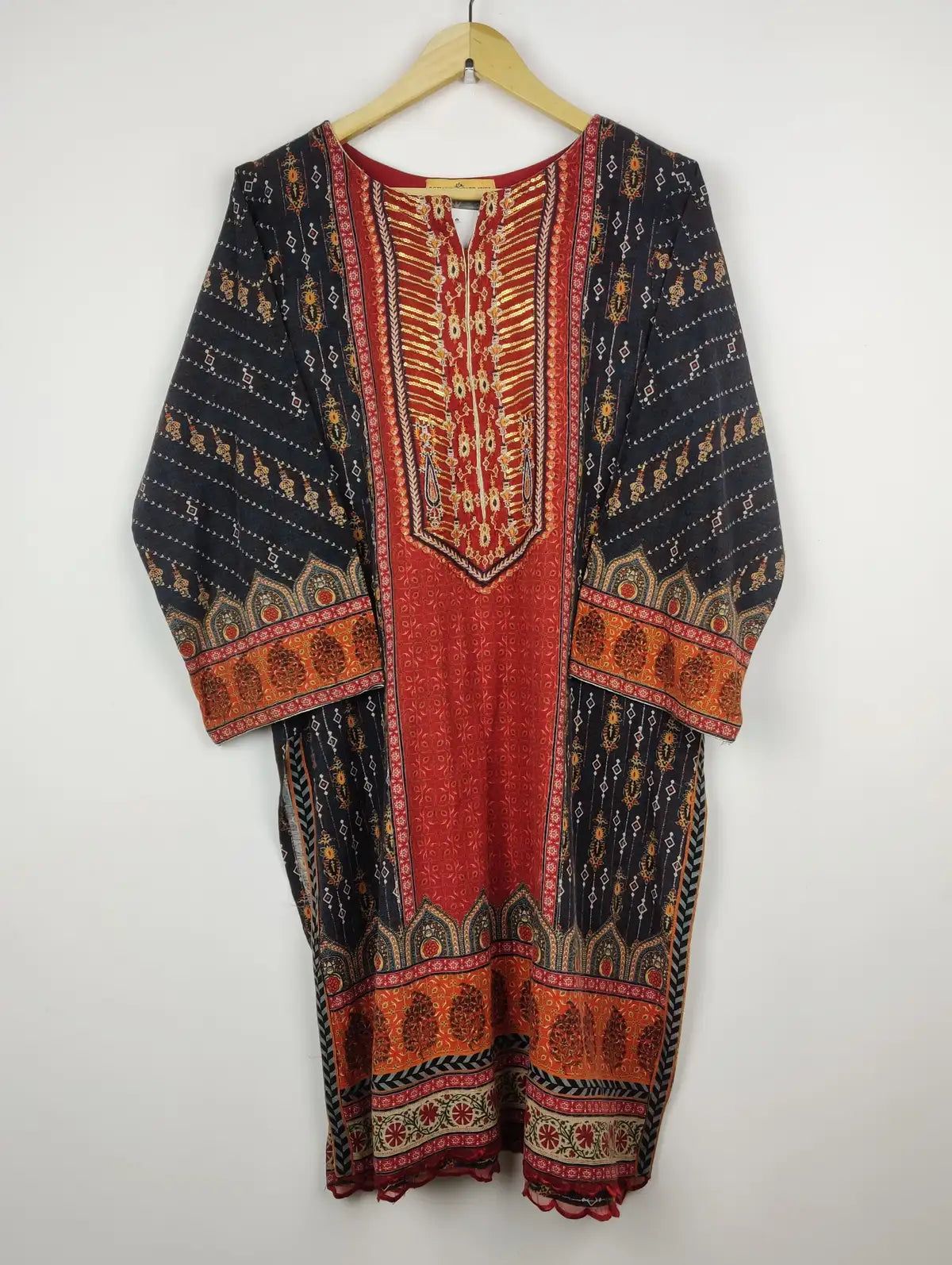 Buy online pre-used pre-loved 100% authentic & Original branded Bonanza Satrangi (WBK-1235) available in Pakistan. Top international brands avilable.