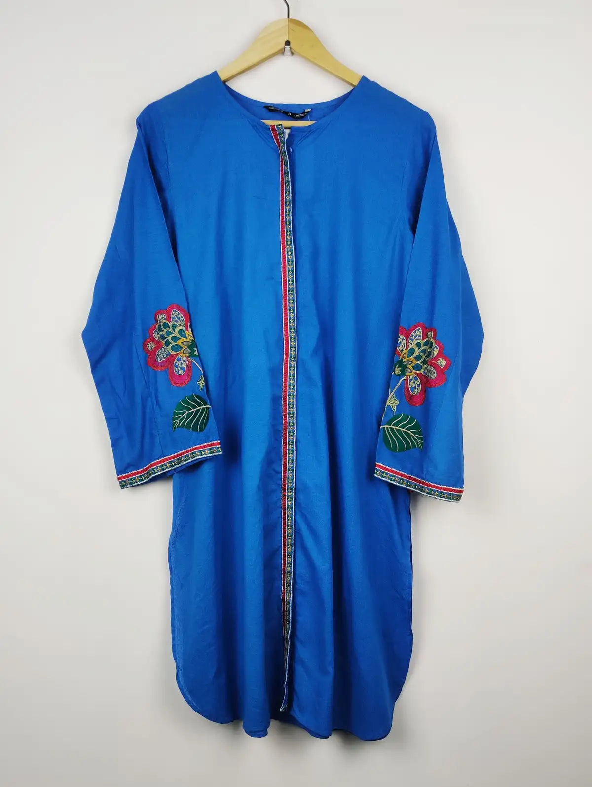 Buy online pre-used pre-loved 100% authentic & Original branded Beechtree (WBK-1272) available in Pakistan. Top international brands avilable.