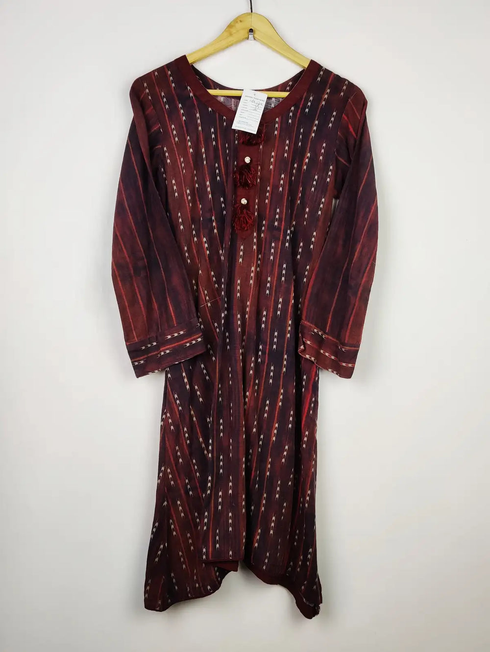 Buy online pre-used pre-loved 100% authentic & Original branded Unknown Brand (WBK-1308) available in Pakistan. Top international brands avilable.