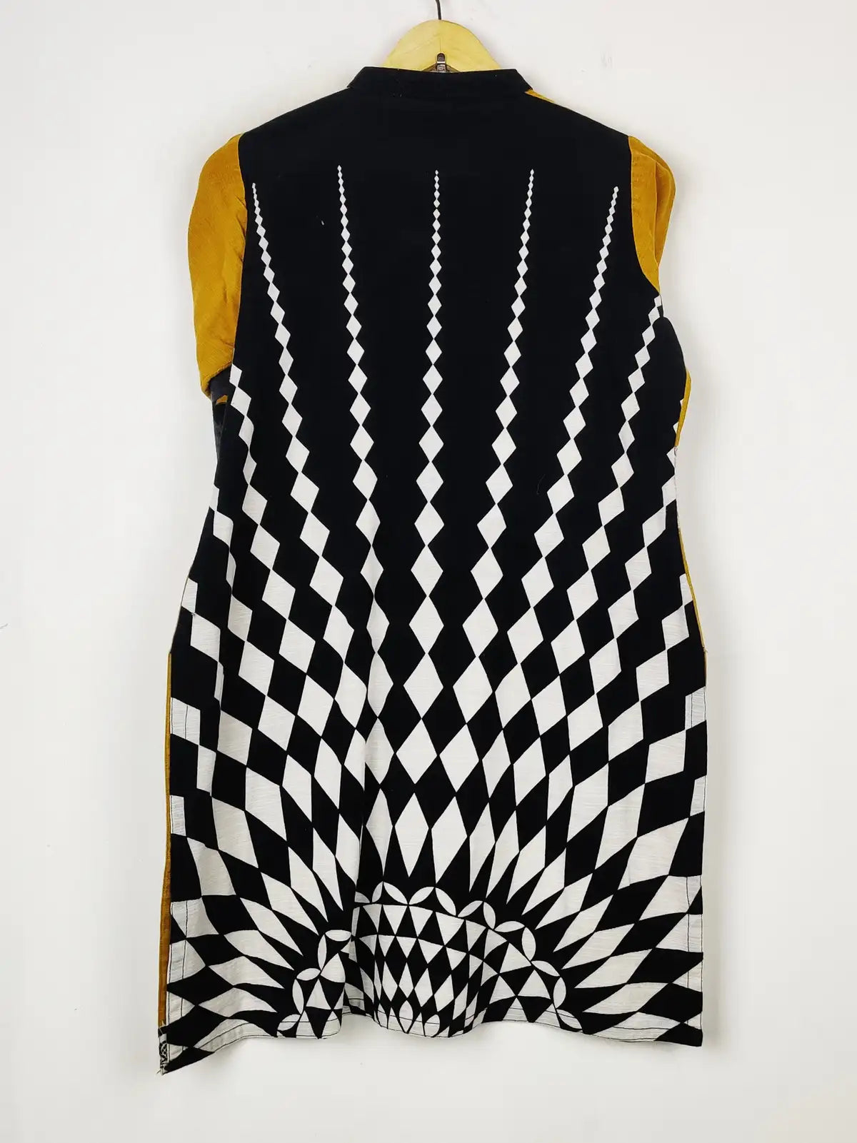 Unknown Brand (WBK-1983)