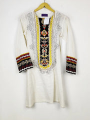 Buy online pre-used pre-loved 100% authentic & Original branded Sana Safinaz (WBK-2030) available in Pakistan. Top international brands avilable.