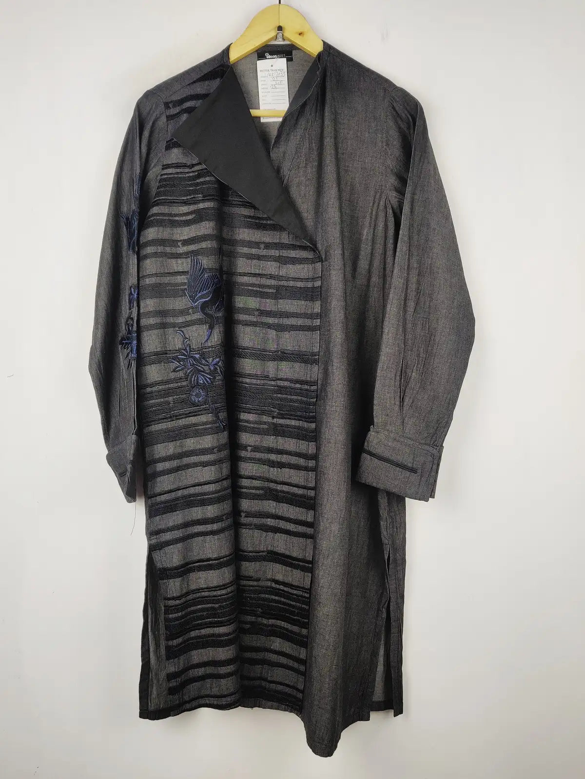 Buy online pre-used pre-loved 100% authentic & Original branded Ideas (WBK-2035) available in Pakistan. Top international brands avilable.