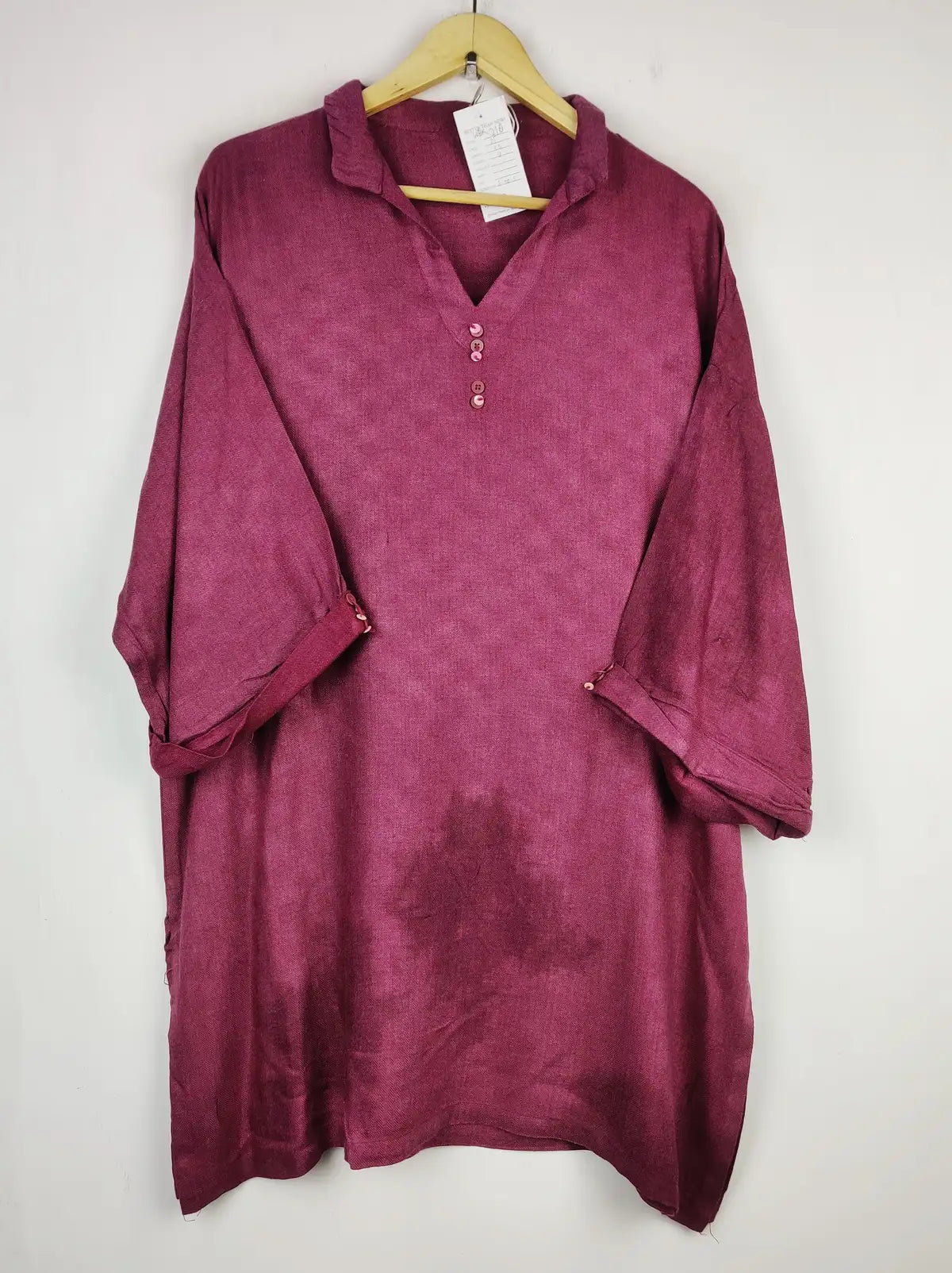 Buy online pre-used pre-loved 100% authentic & Original branded Ethnic (WBK-2161) available in Pakistan. Top international brands avilable.