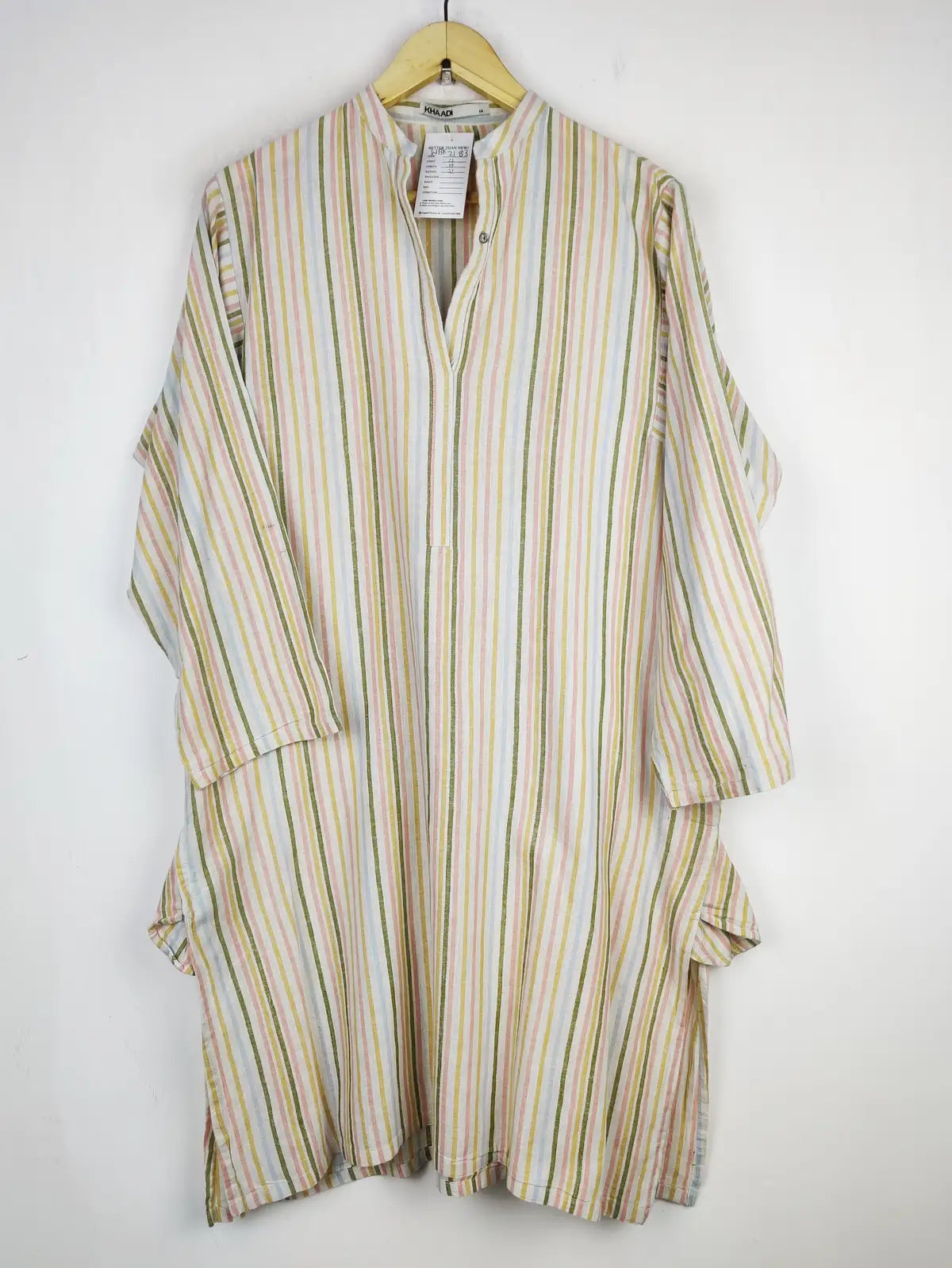 Buy online pre-used pre-loved 100% authentic & Original branded Khaadi (WBK-2183) available in Pakistan. Top international brands avilable.