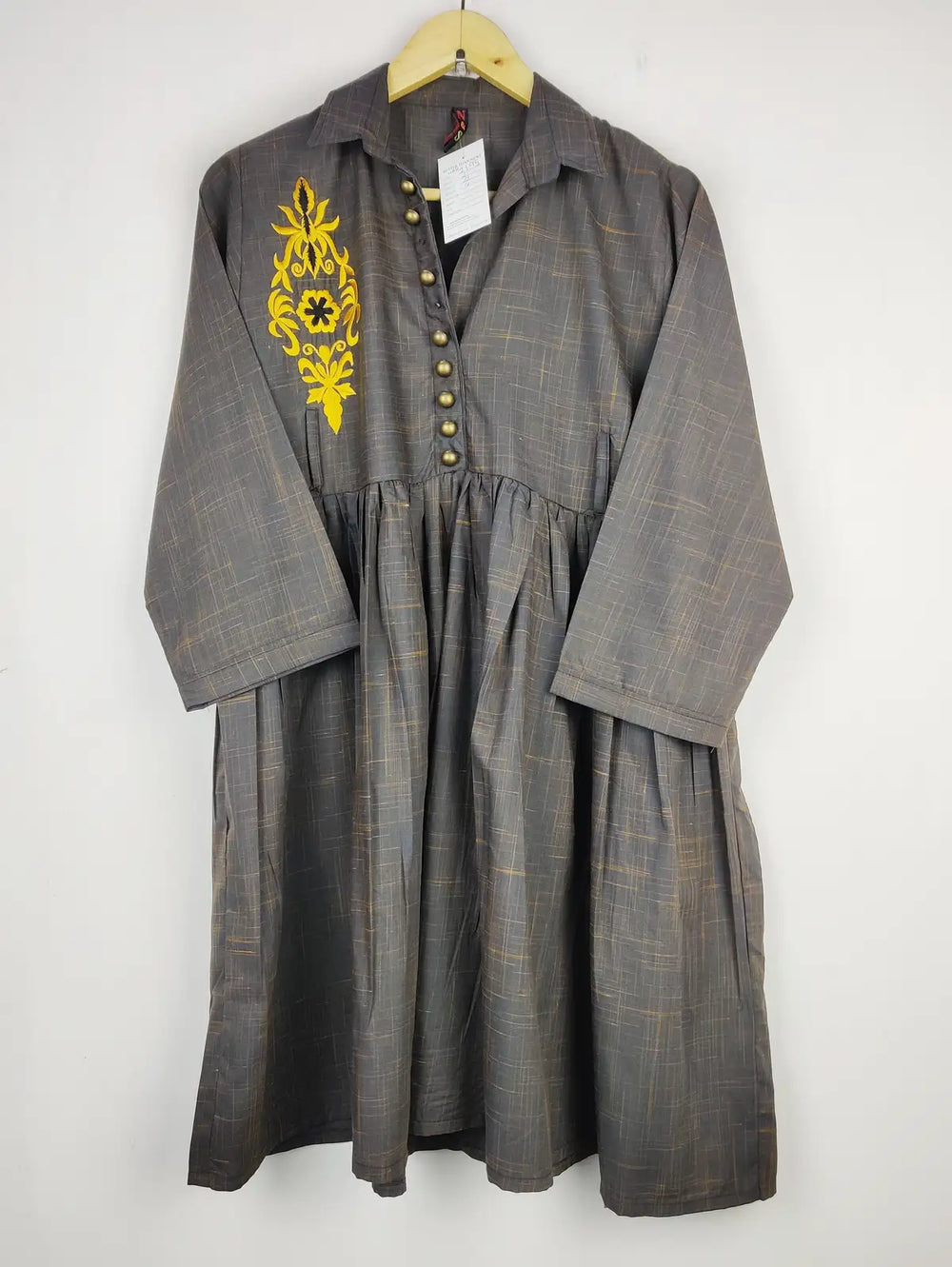 Buy online pre-used pre-loved 100% authentic & Original branded M&S (WBK-2195) available in Pakistan. Top international brands avilable.