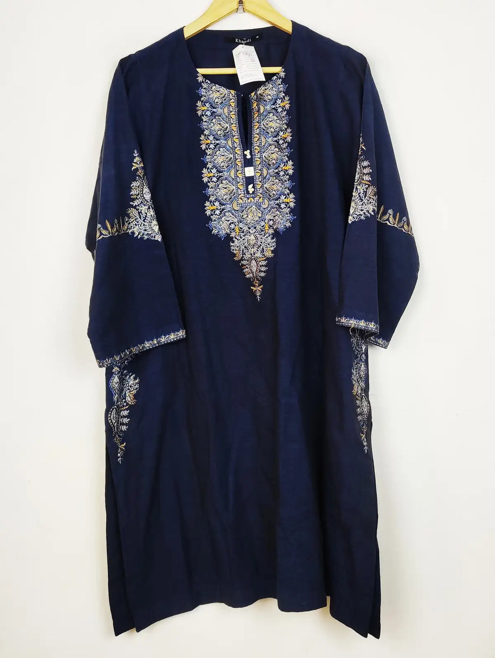 Buy online pre-used pre-loved 100% authentic & Original branded Khaadi (WBK-2534) available in Pakistan. Top international brands avilable.