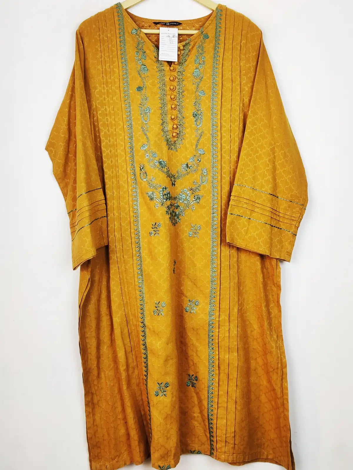 Buy online pre-used pre-loved 100% authentic & Original branded Beechtree (WBK-2536) available in Pakistan. Top international brands avilable.