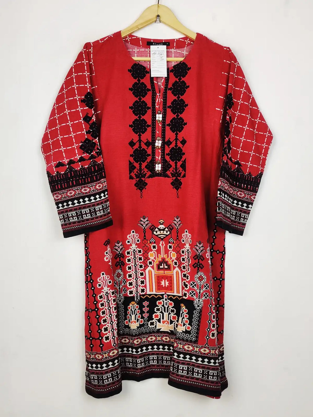 Buy online pre-used pre-loved 100% authentic & Original branded Khaadi (WBK-2555) available in Pakistan. Top international brands avilable.