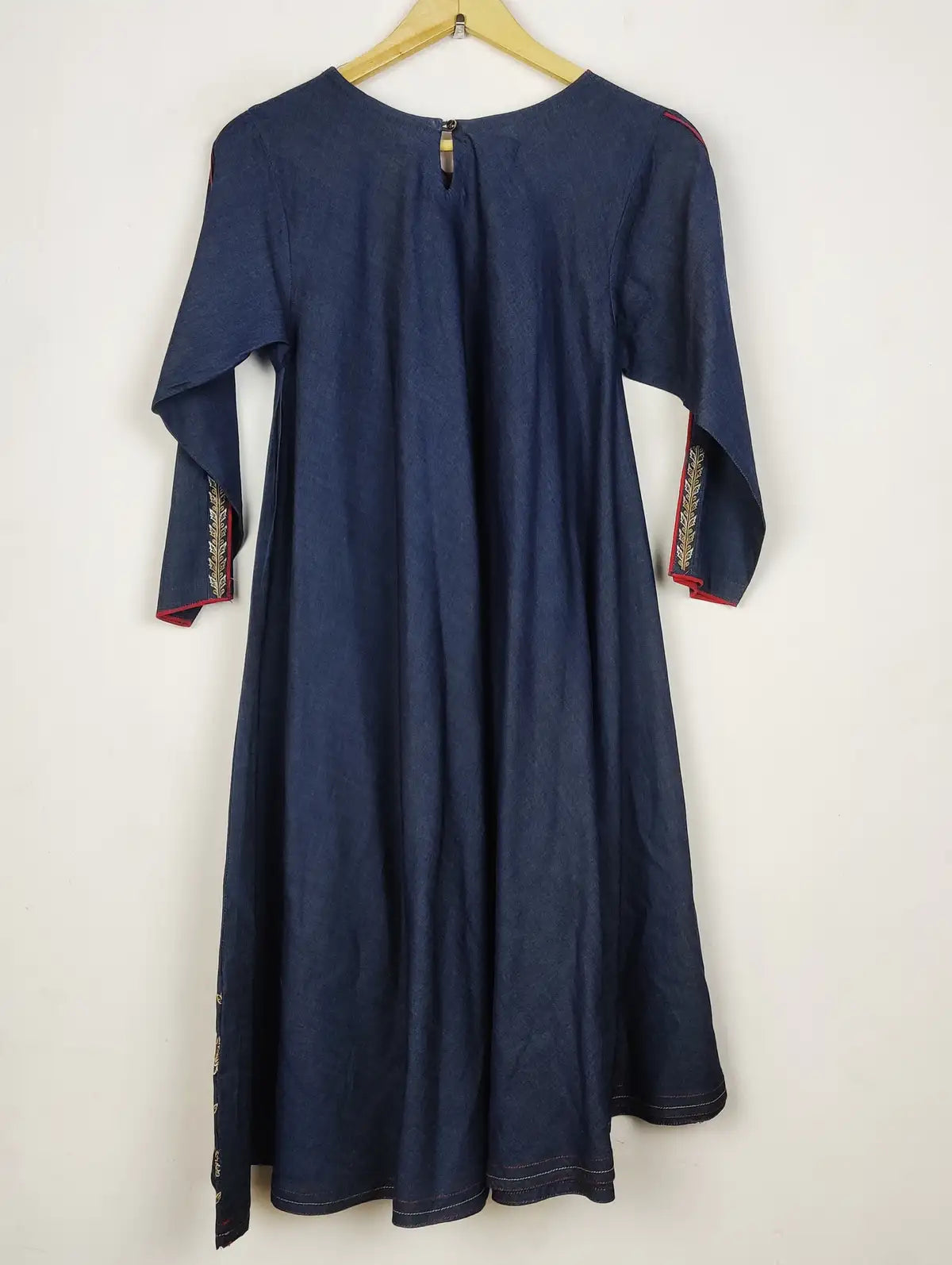 Edenrobe (WBK-2558)