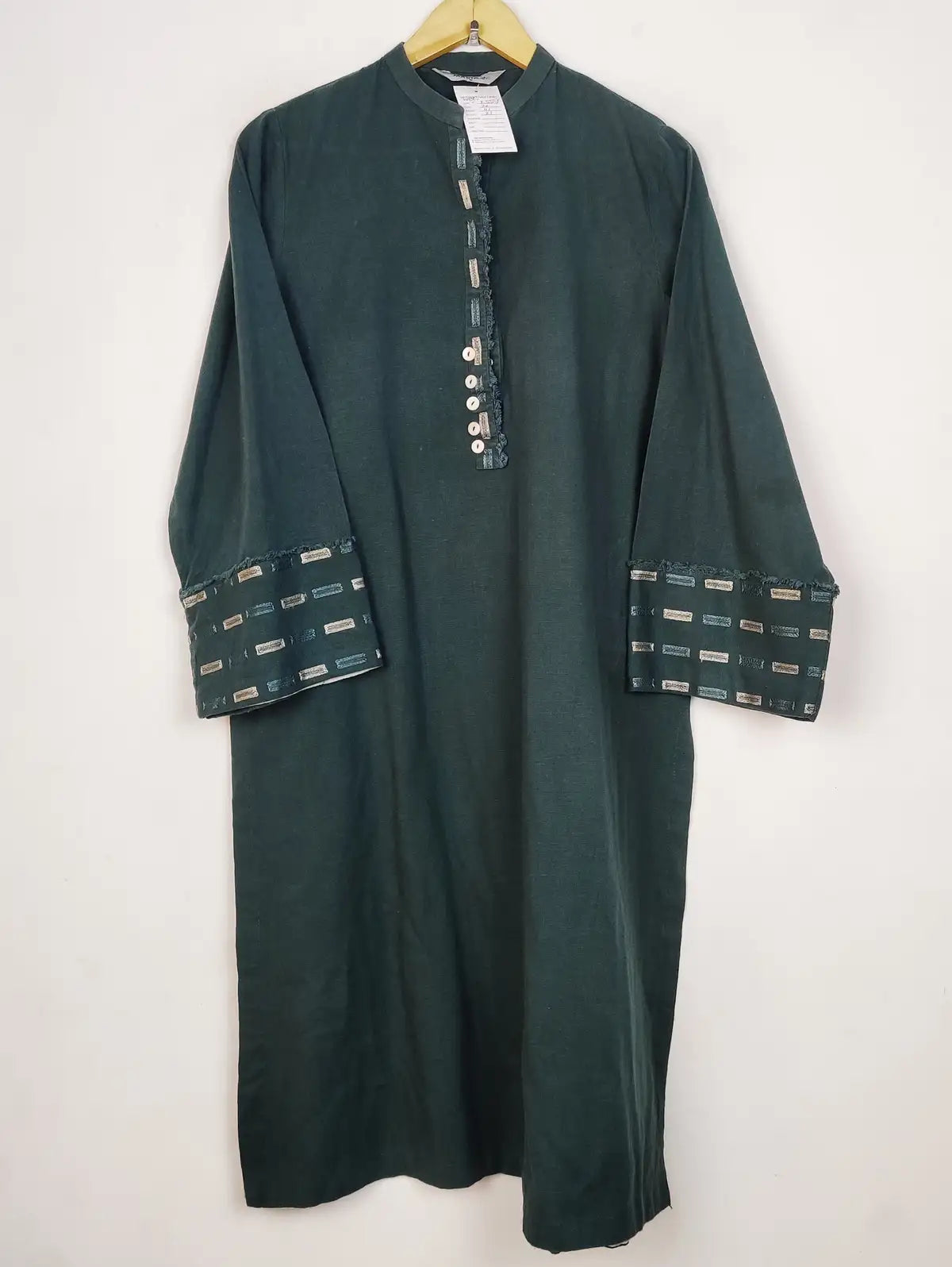 Buy online pre-used pre-loved 100% authentic & Original branded Maria.B. (WBK-2559) available in Pakistan. Top international brands avilable.