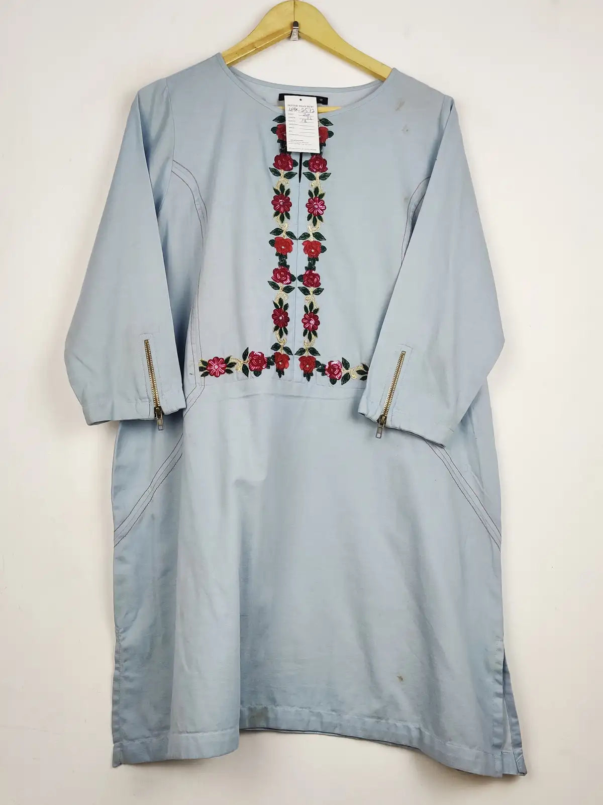 Buy online pre-used pre-loved 100% authentic & Original branded Khaadi (WBK-2572) available in Pakistan. Top international brands avilable.