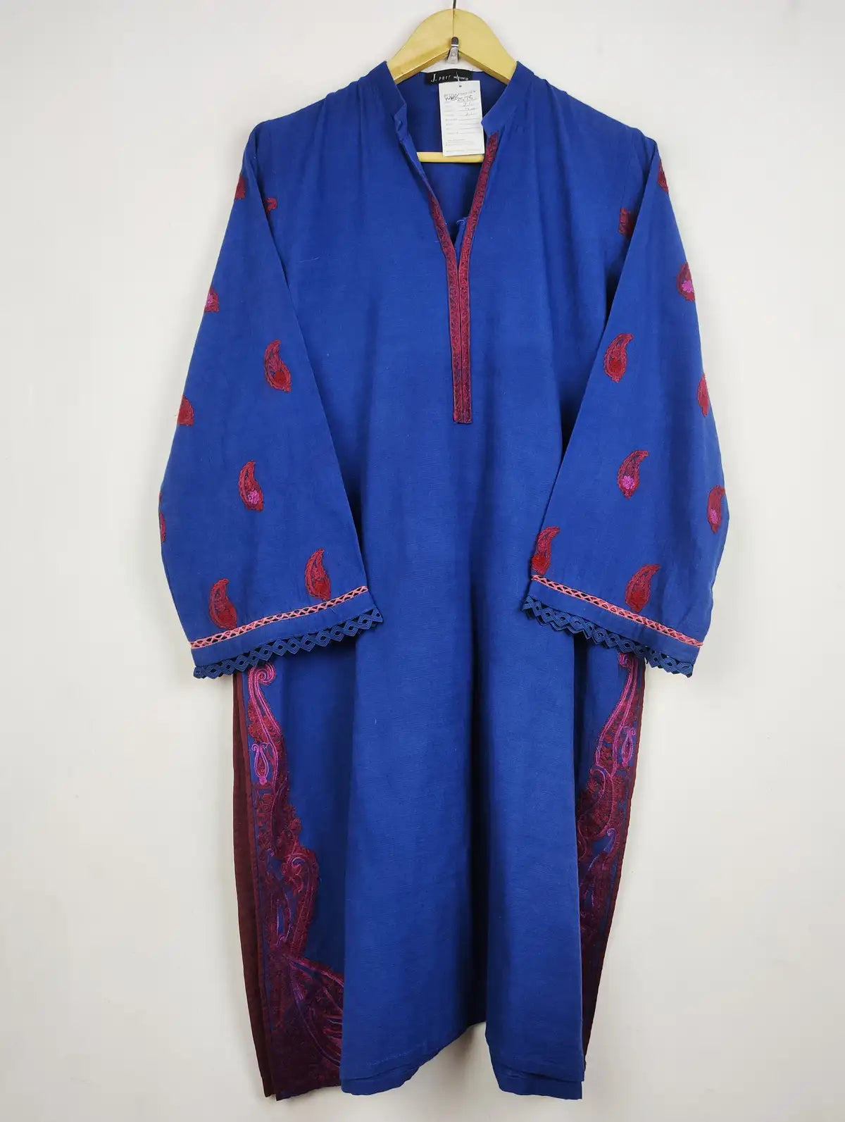 Buy online pre-used pre-loved 100% authentic & Original branded J.Pret (WBK-2578) available in Pakistan. Top international brands avilable.