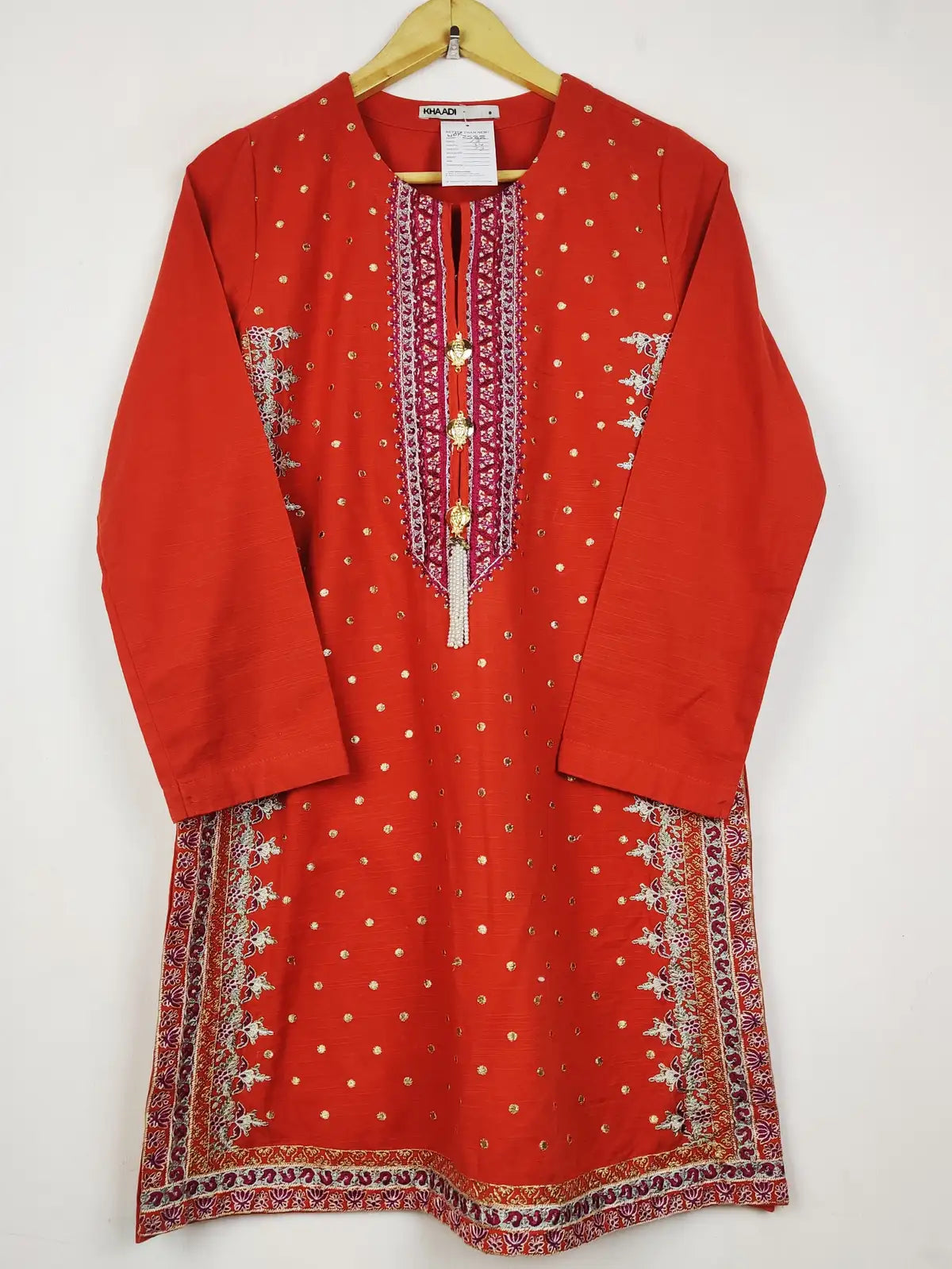 Buy online pre-used pre-loved 100% authentic & Original branded Khaadi (WBK-2588) available in Pakistan. Top international brands avilable.