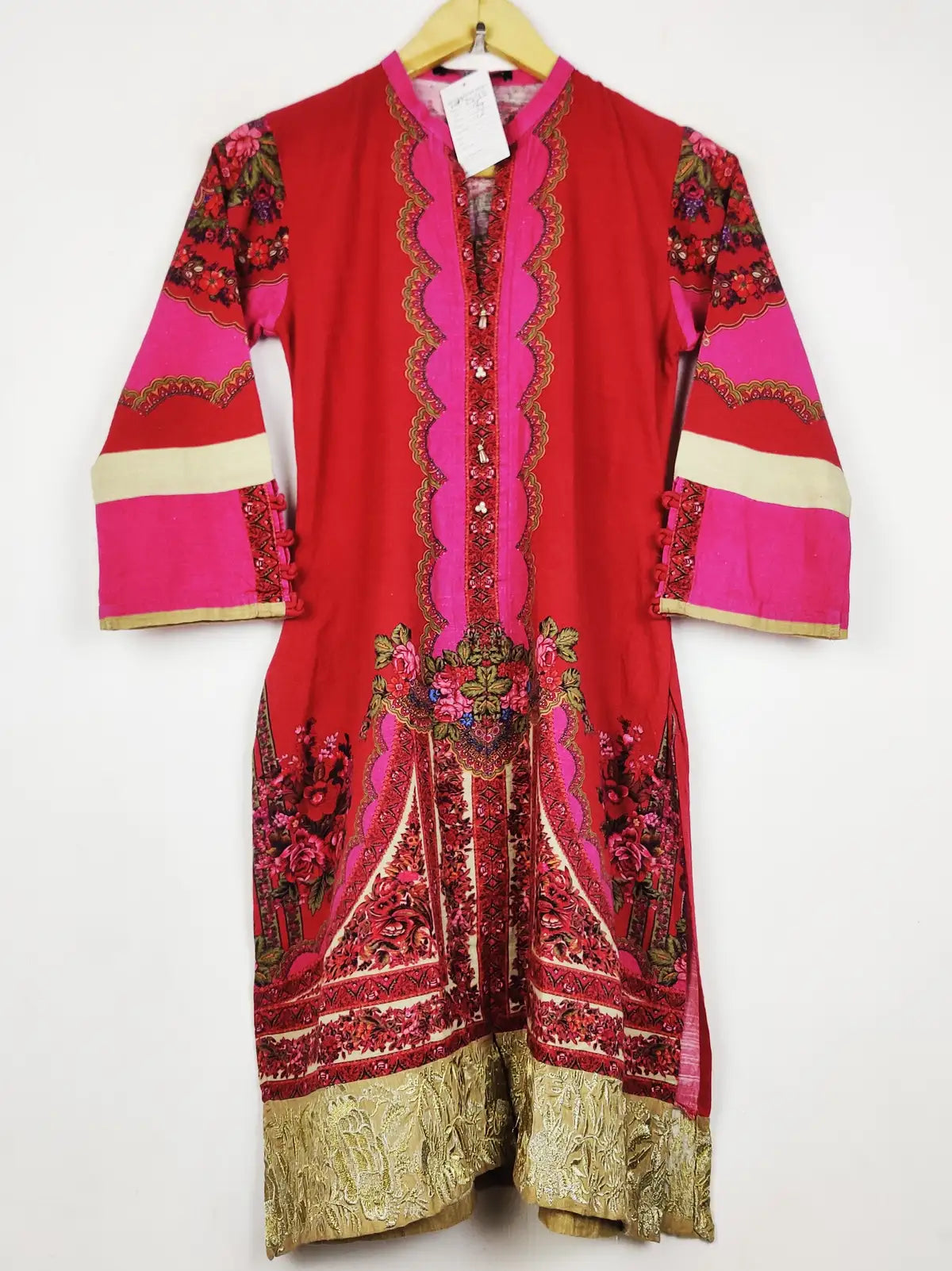 Buy online pre-used pre-loved 100% authentic & Original branded Khaadi (WBK-2593) available in Pakistan. Top international brands avilable.