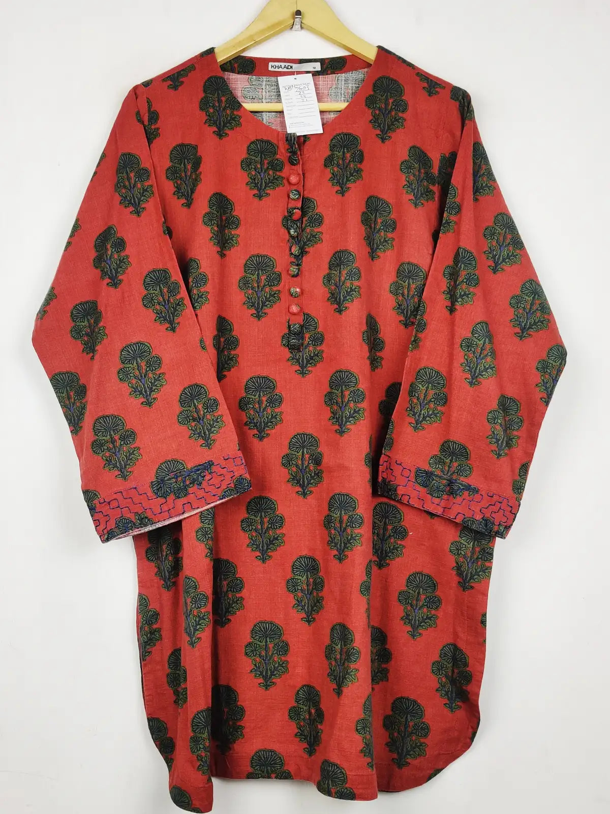 Buy online pre-used pre-loved 100% authentic & Original branded Khaadi (WBK-2603) available in Pakistan. Top international brands avilable.