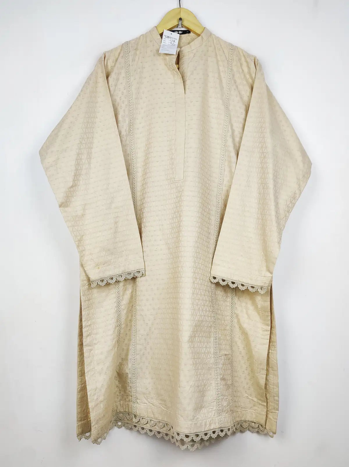 Buy online pre-used pre-loved 100% authentic & Original branded Khaadi (WBK-2616) available in Pakistan. Top international brands avilable.