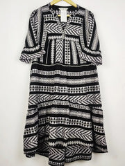 Buy online pre-used pre-loved 100% authentic & Original branded F&F (WBK-2630) available in Pakistan. Top international brands avilable.
