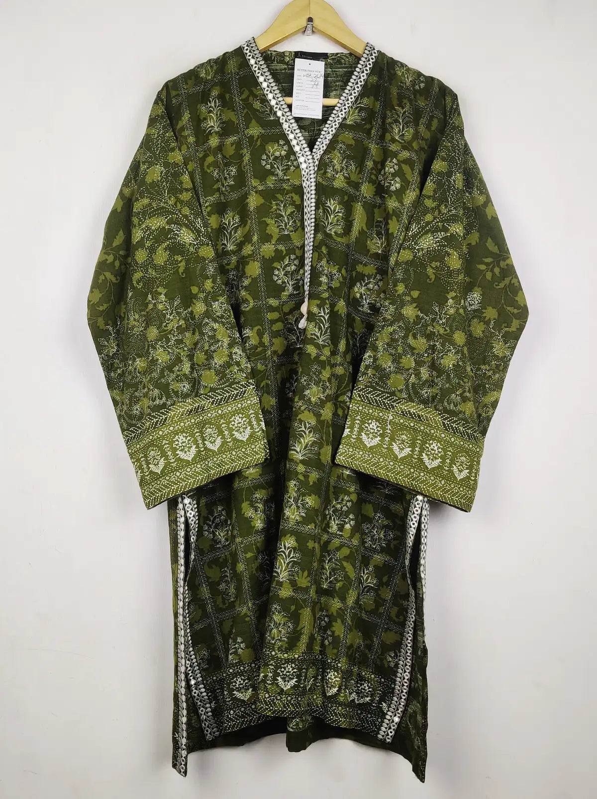 Buy online pre-used pre-loved 100% authentic & Original branded J.Pret (WBK-2674) available in Pakistan. Top international brands avilable.