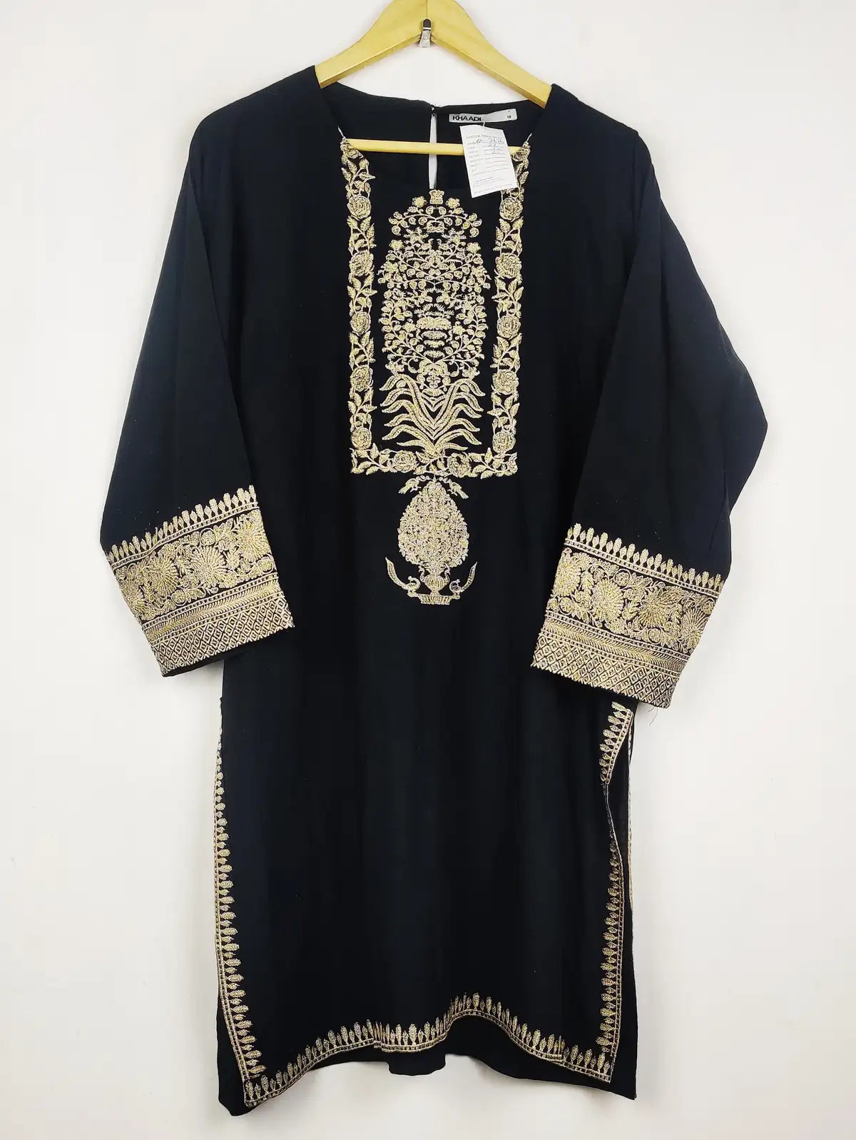 Buy online pre-used pre-loved 100% authentic & Original branded Khaadi (WBK-2676) available in Pakistan. Top international brands avilable.