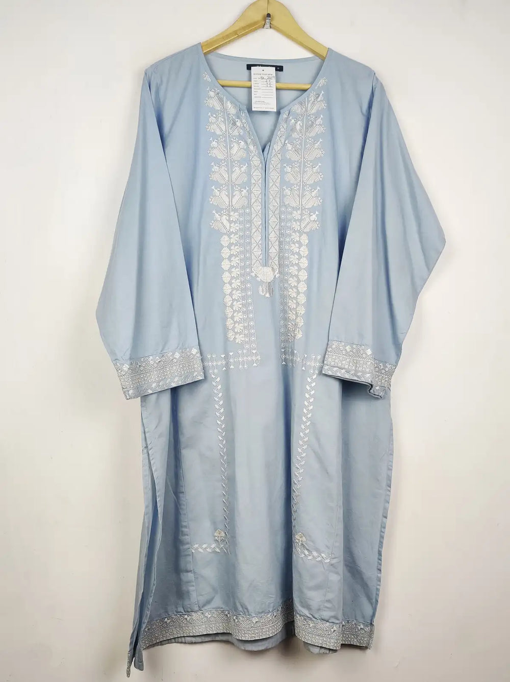 Buy online pre-used pre-loved 100% authentic & Original branded Khaadi (WBK-2679) available in Pakistan. Top international brands avilable.