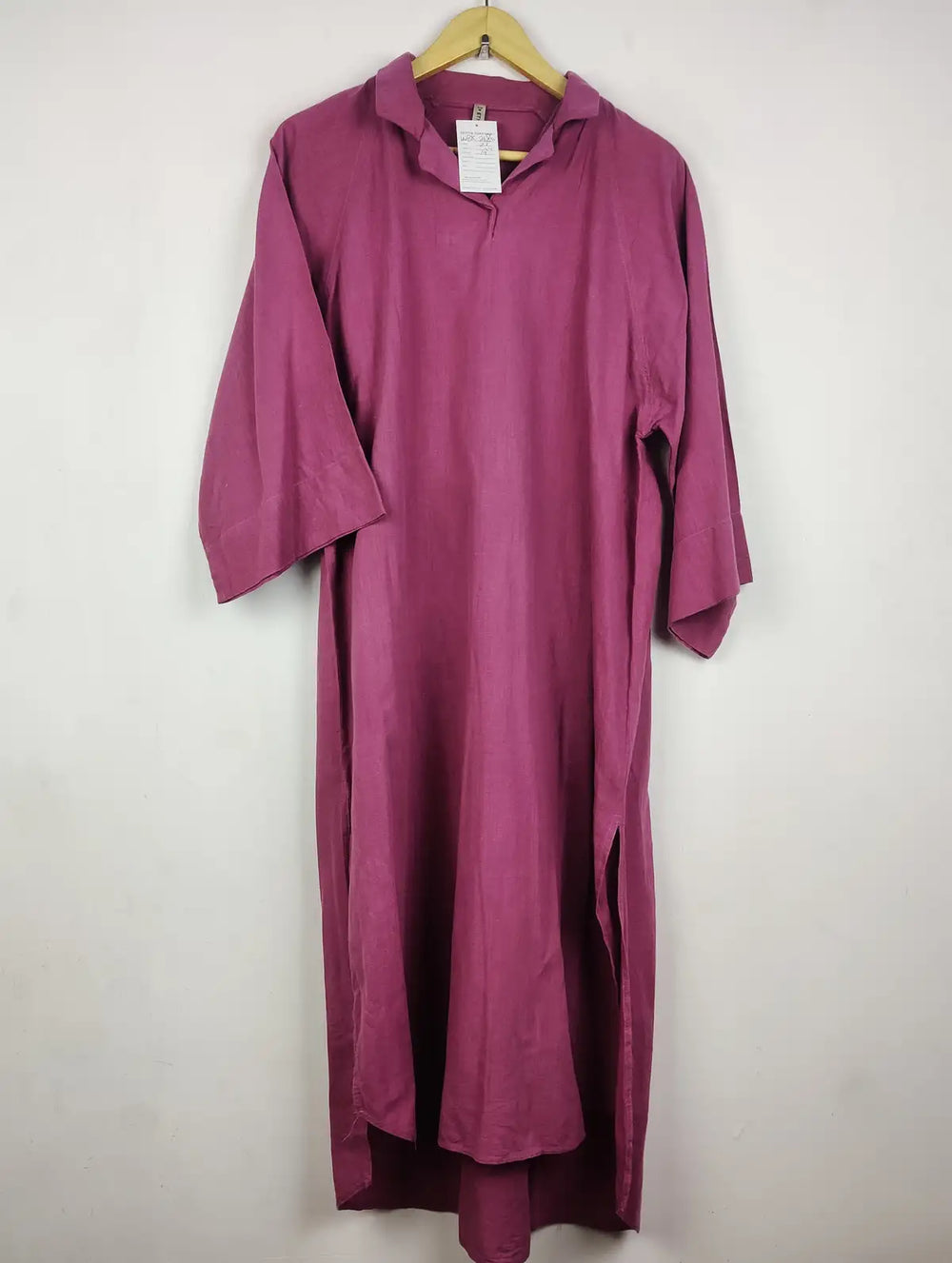 Buy online pre-used pre-loved 100% authentic & Original branded Ethnic (WBK-2680) available in Pakistan. Top international brands avilable.