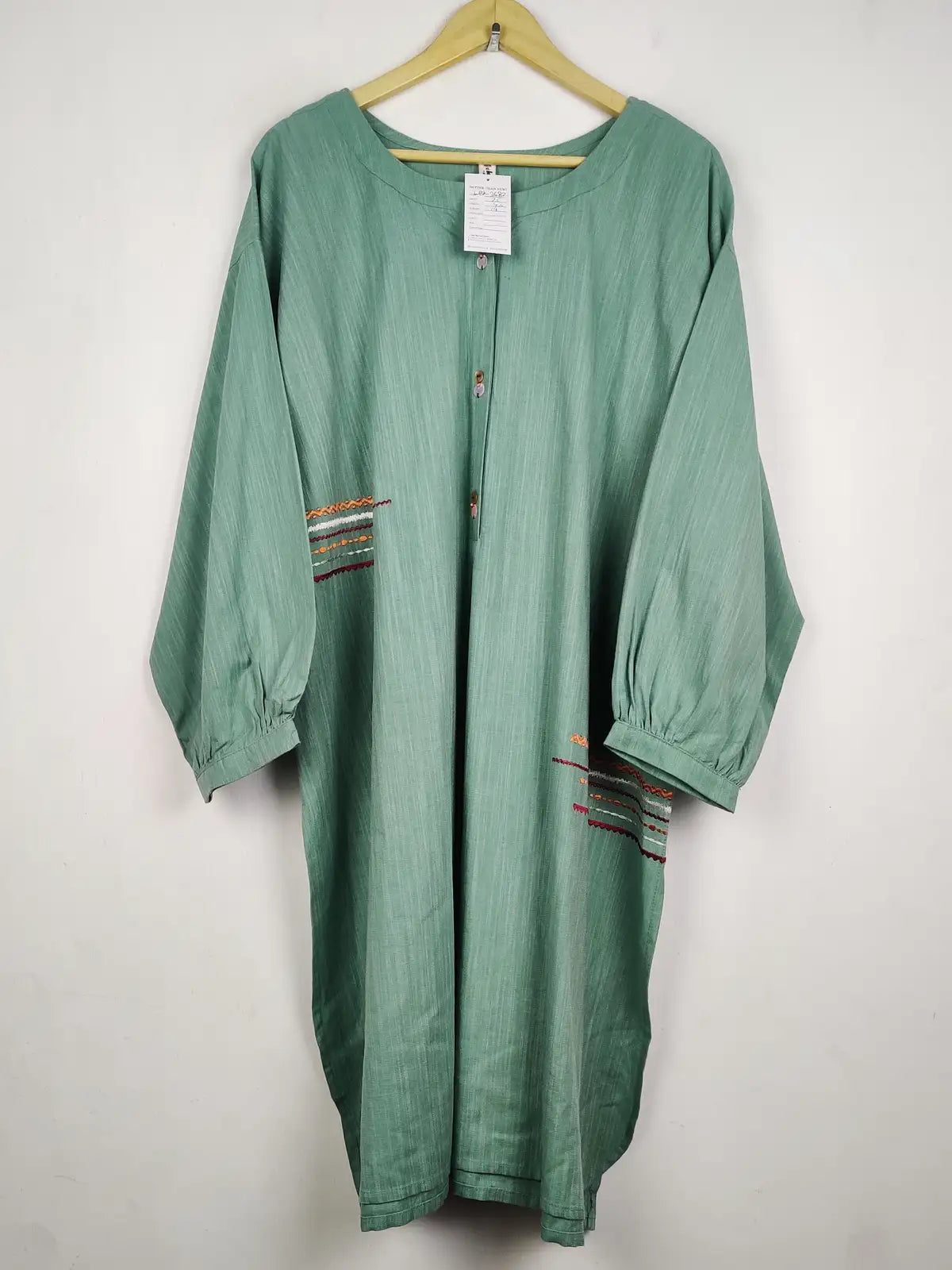 Buy online pre-used pre-loved 100% authentic & Original branded Ideas (WBK-2682) available in Pakistan. Top international brands avilable.