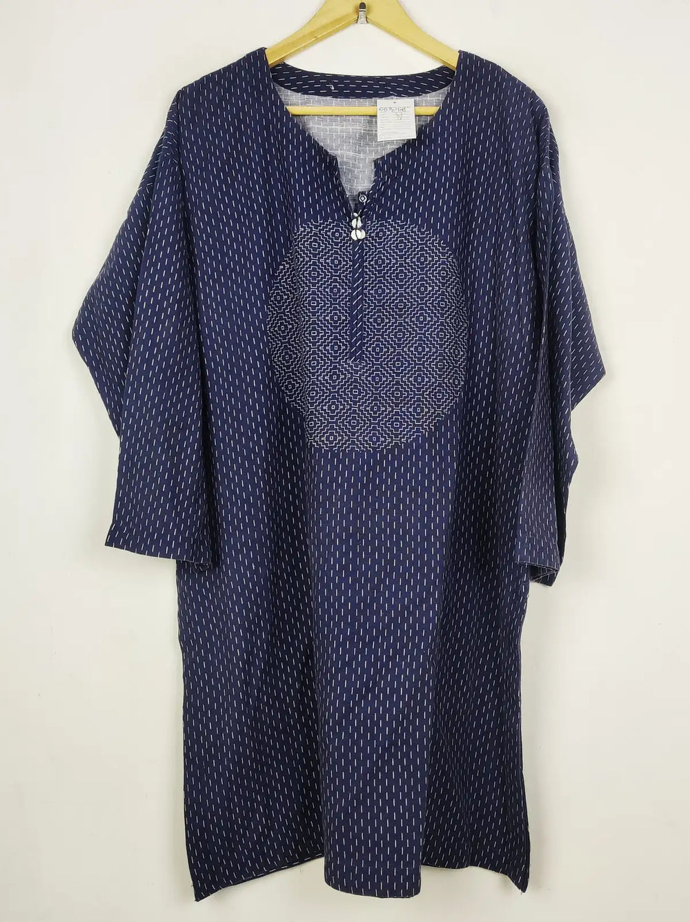 Buy online pre-used pre-loved 100% authentic & Original branded Unknown Brand (WBK-2708) available in Pakistan. Top international brands avilable.