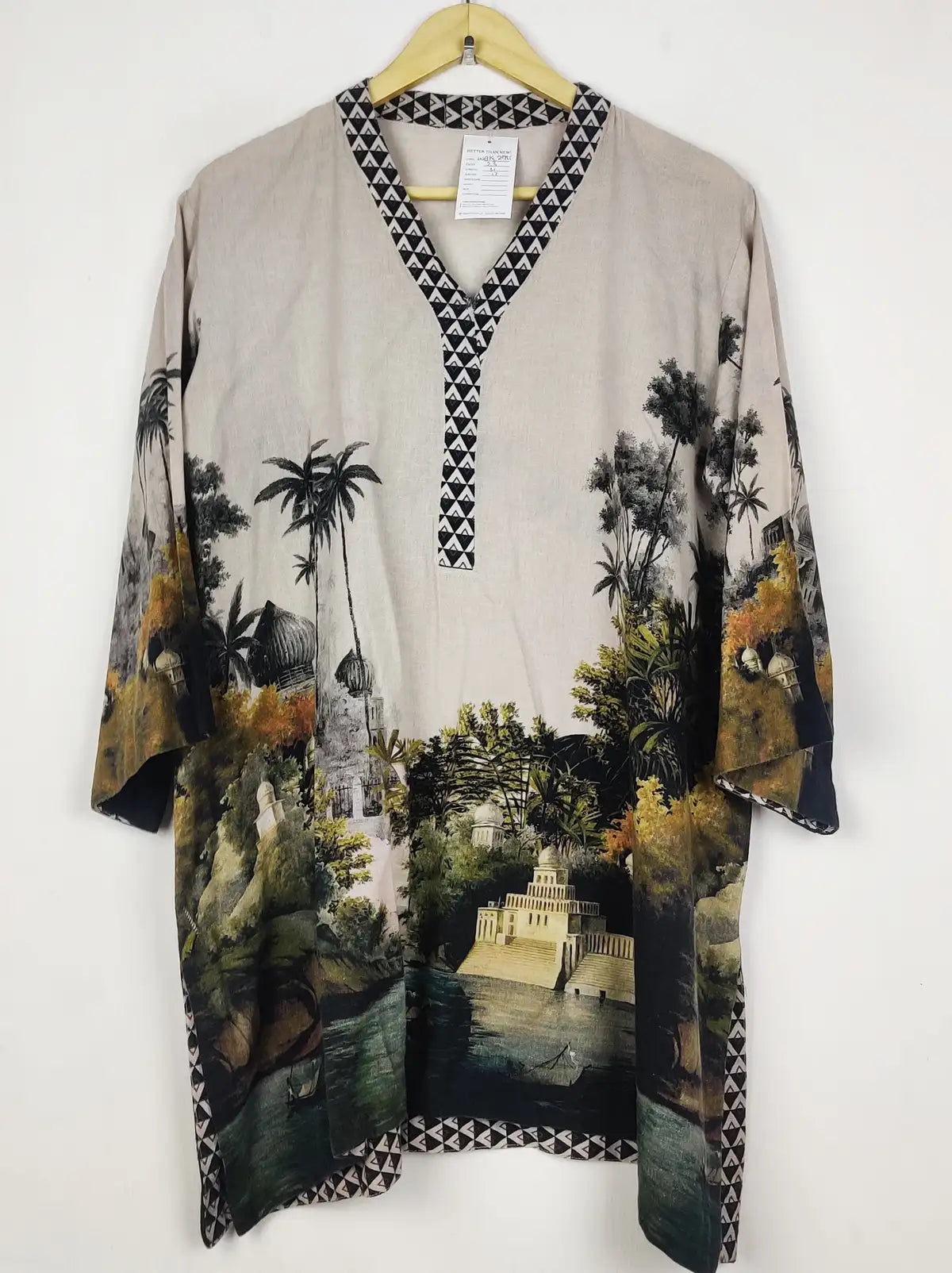 Buy online pre-used pre-loved 100% authentic & Original branded Unknown Brand (WBK-2711) available in Pakistan. Top international brands avilable.