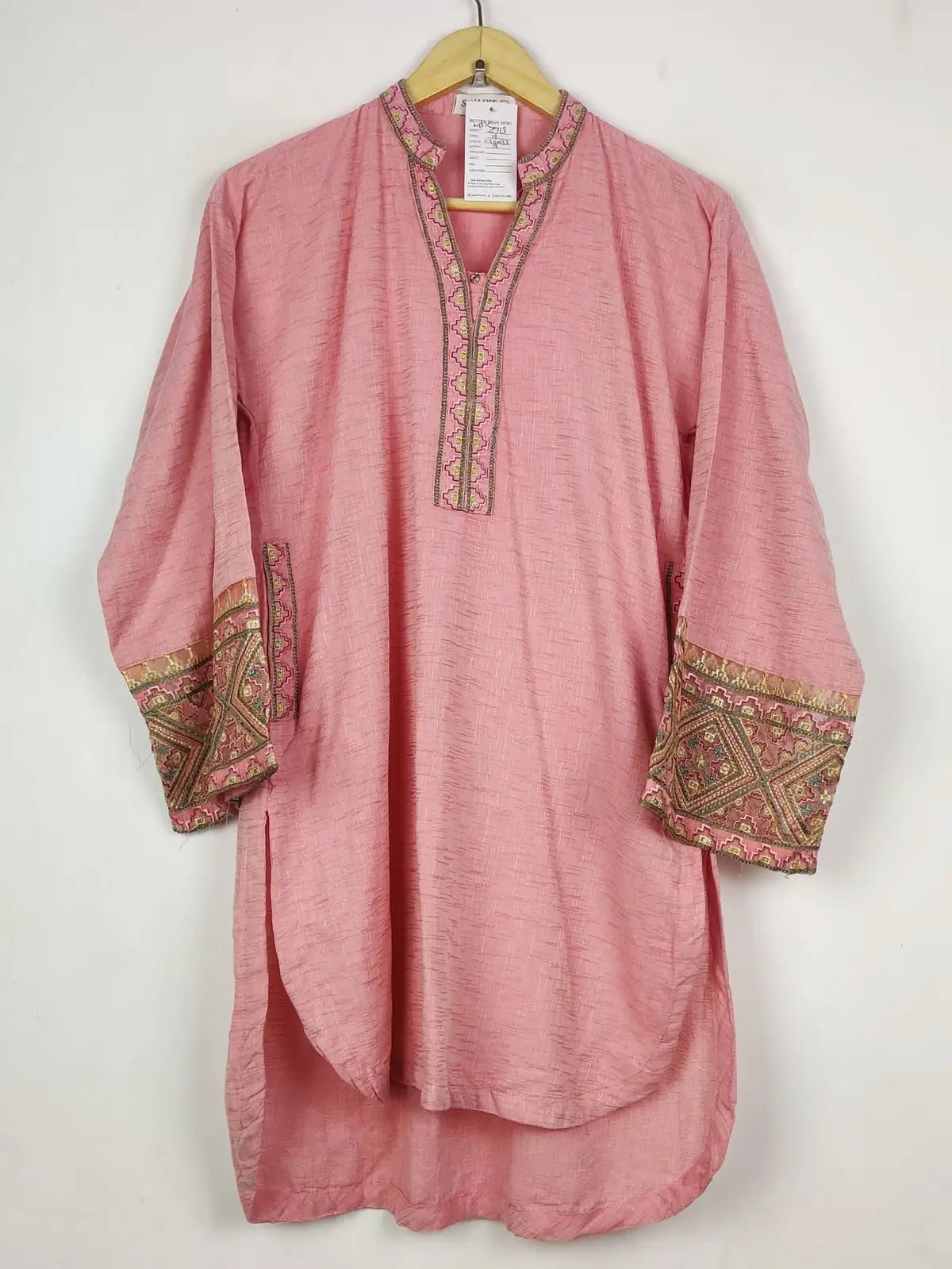 Buy online pre-used pre-loved 100% authentic & Original branded Sohaye (WBK-2713) available in Pakistan. Top international brands avilable.