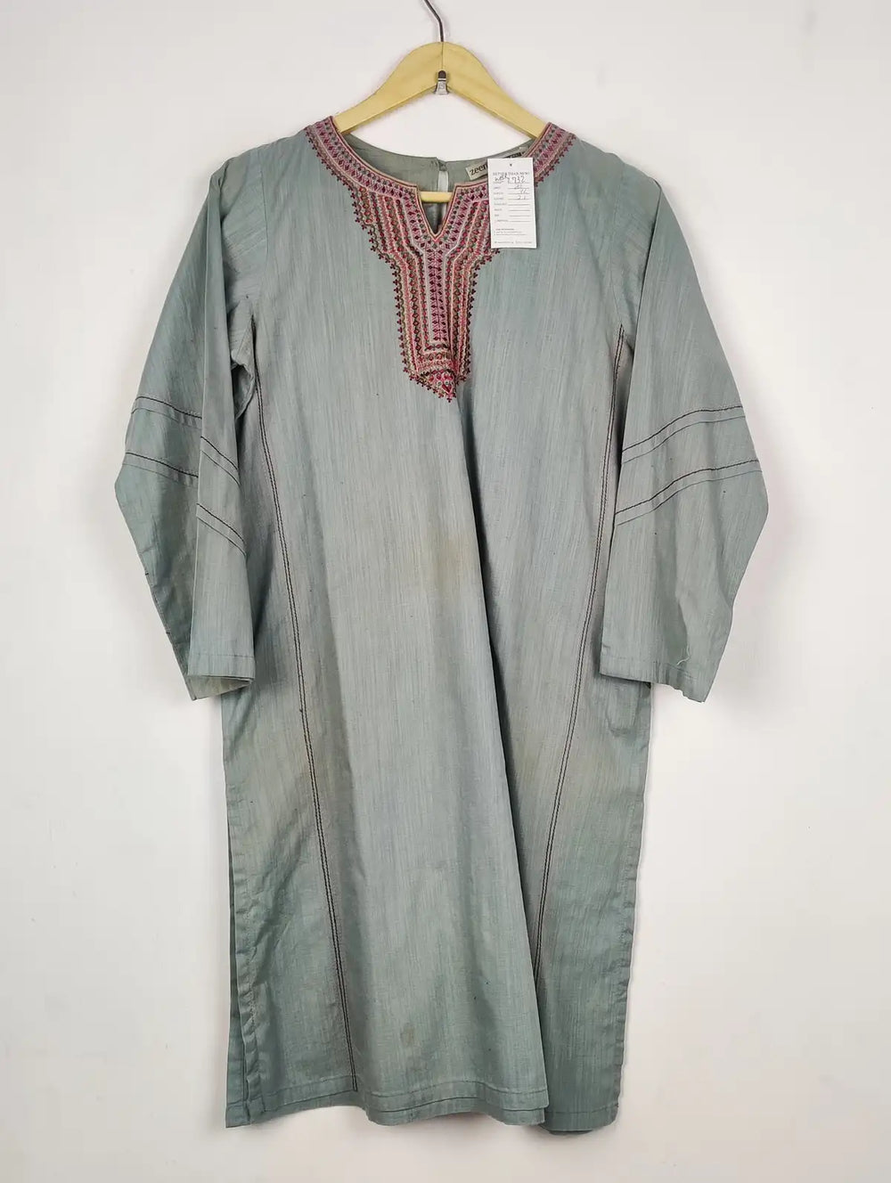 Buy online pre-used pre-loved 100% authentic & Original branded Zeen (WBK-2732) available in Pakistan. Top international brands avilable.
