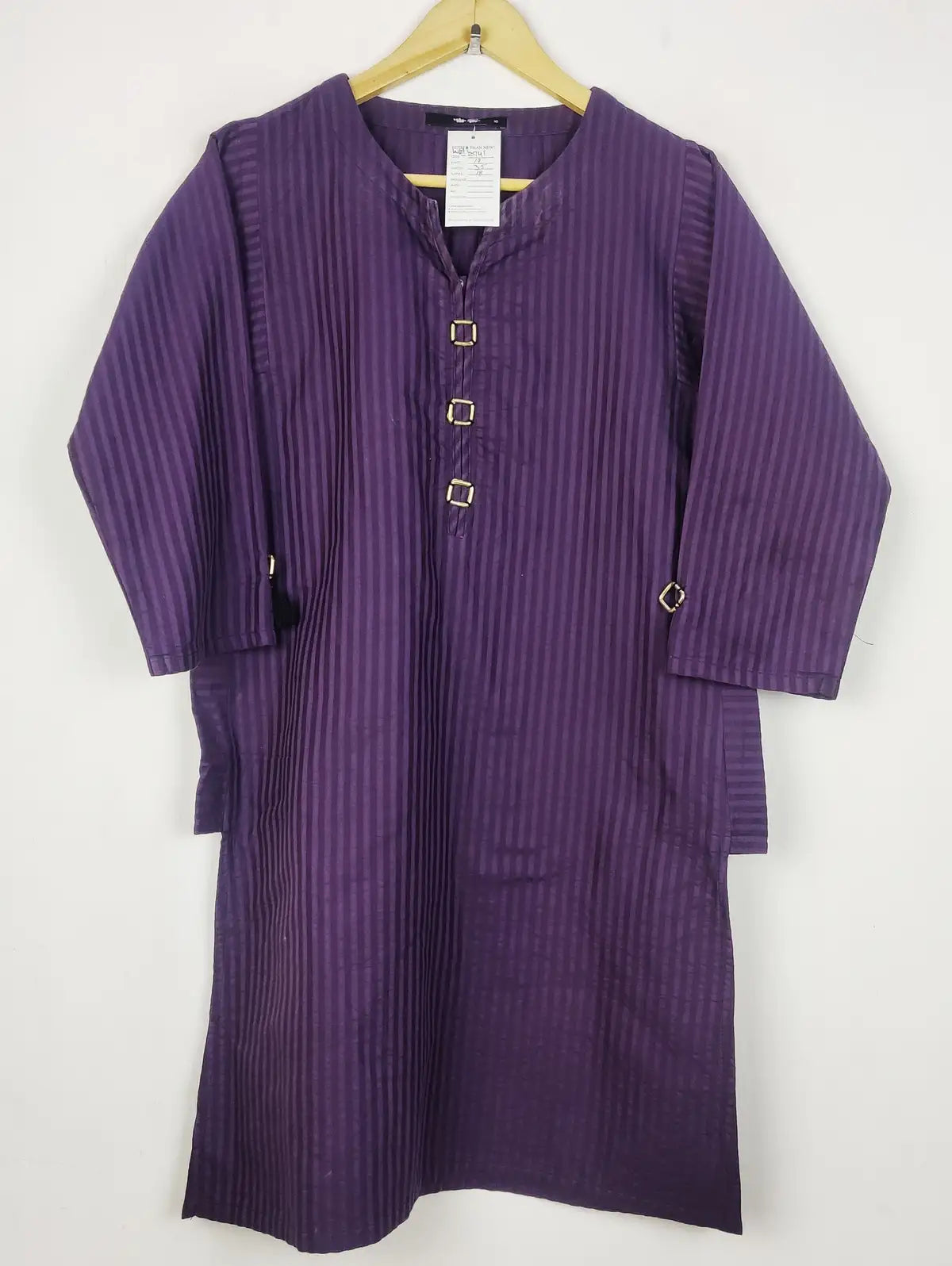 Buy online pre-used pre-loved 100% authentic & Original branded Khaadi (WBK-2741) available in Pakistan. Top international brands avilable.