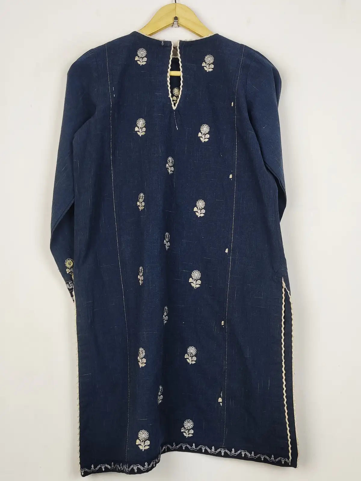 Sapphire (WBK-2753)