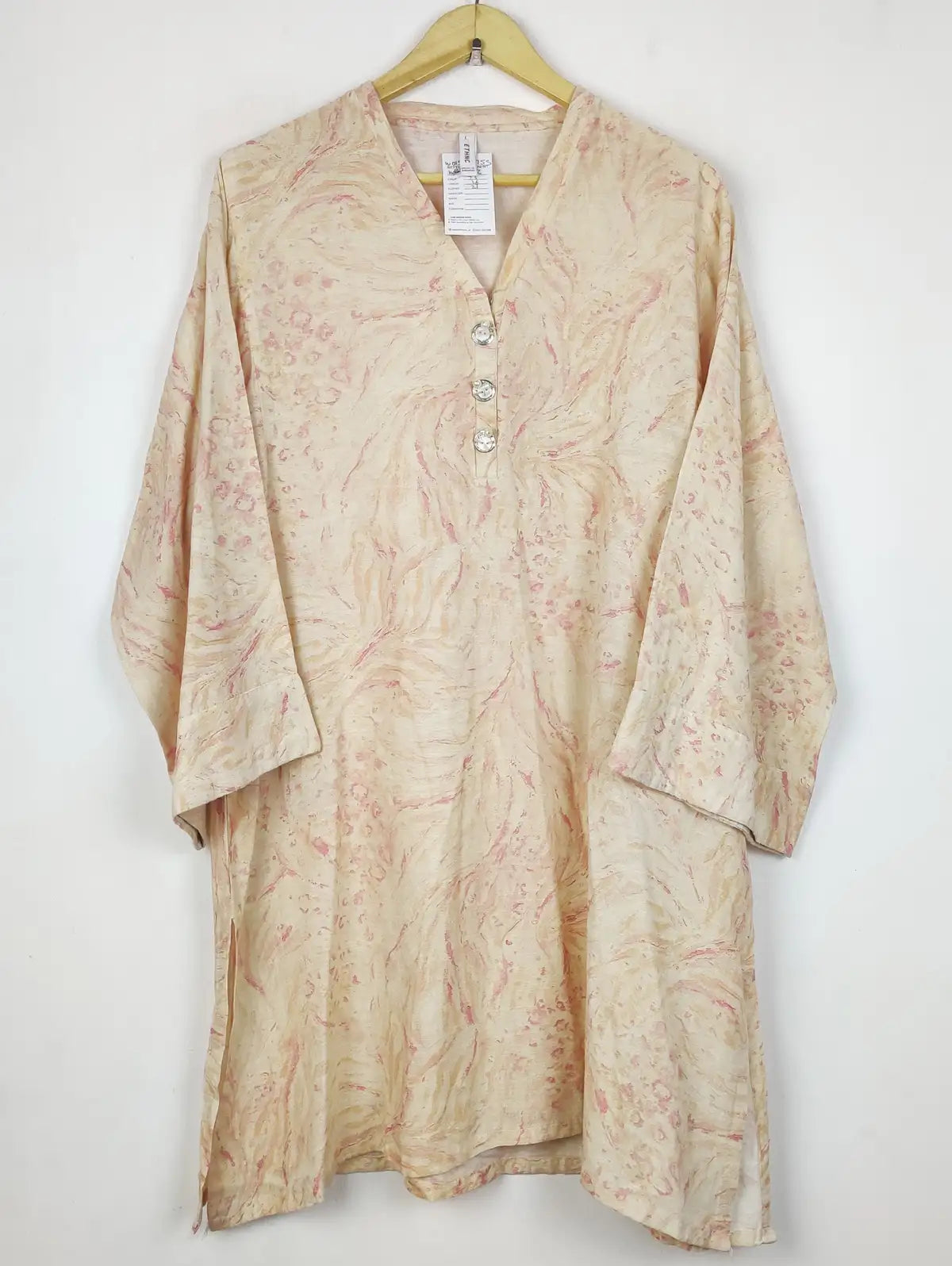Buy online pre-used pre-loved 100% authentic & Original branded Ethnic (WBK-2755) available in Pakistan. Top international brands avilable.