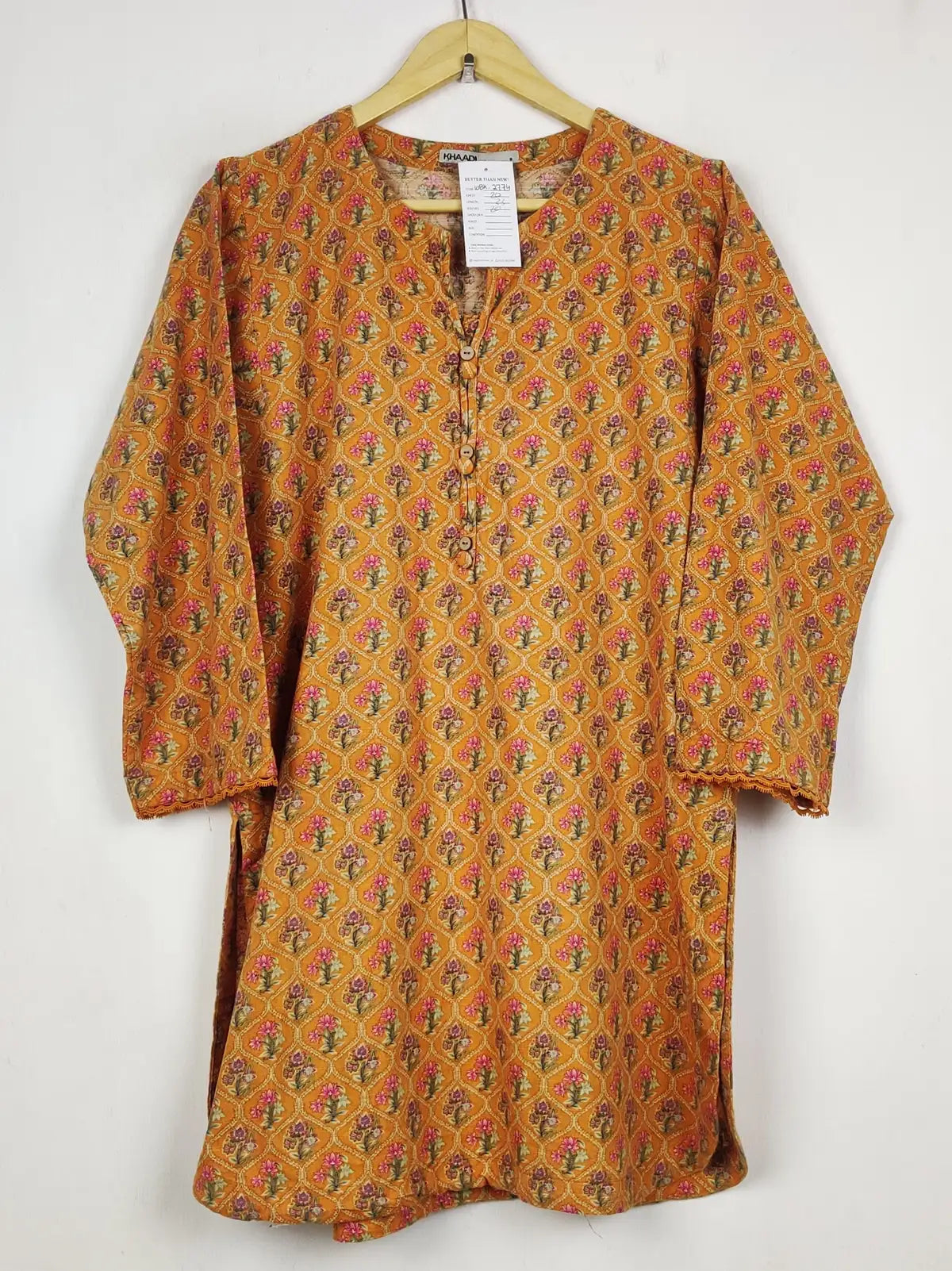 Buy online pre-used pre-loved 100% authentic & Original branded Brach Brach (WBK-2773) available in Pakistan. Top international brands avilable.