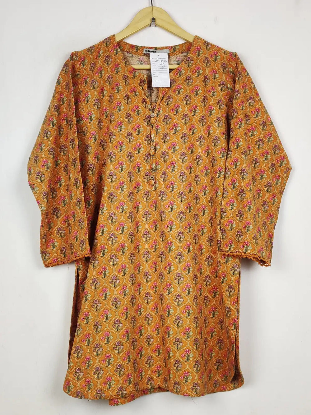 Buy online pre-used pre-loved 100% authentic & Original branded Brach Brach (WBK-2773) available in Pakistan. Top international brands avilable.