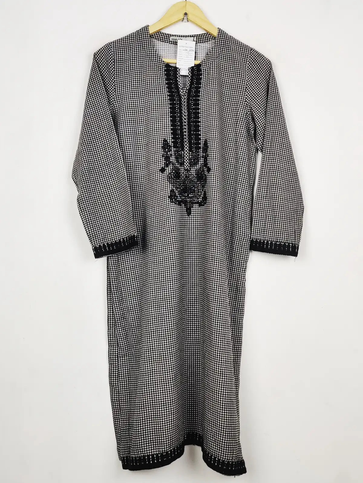 Buy online pre-used pre-loved 100% authentic & Original branded Khaadi (WBK-2775) available in Pakistan. Top international brands avilable.