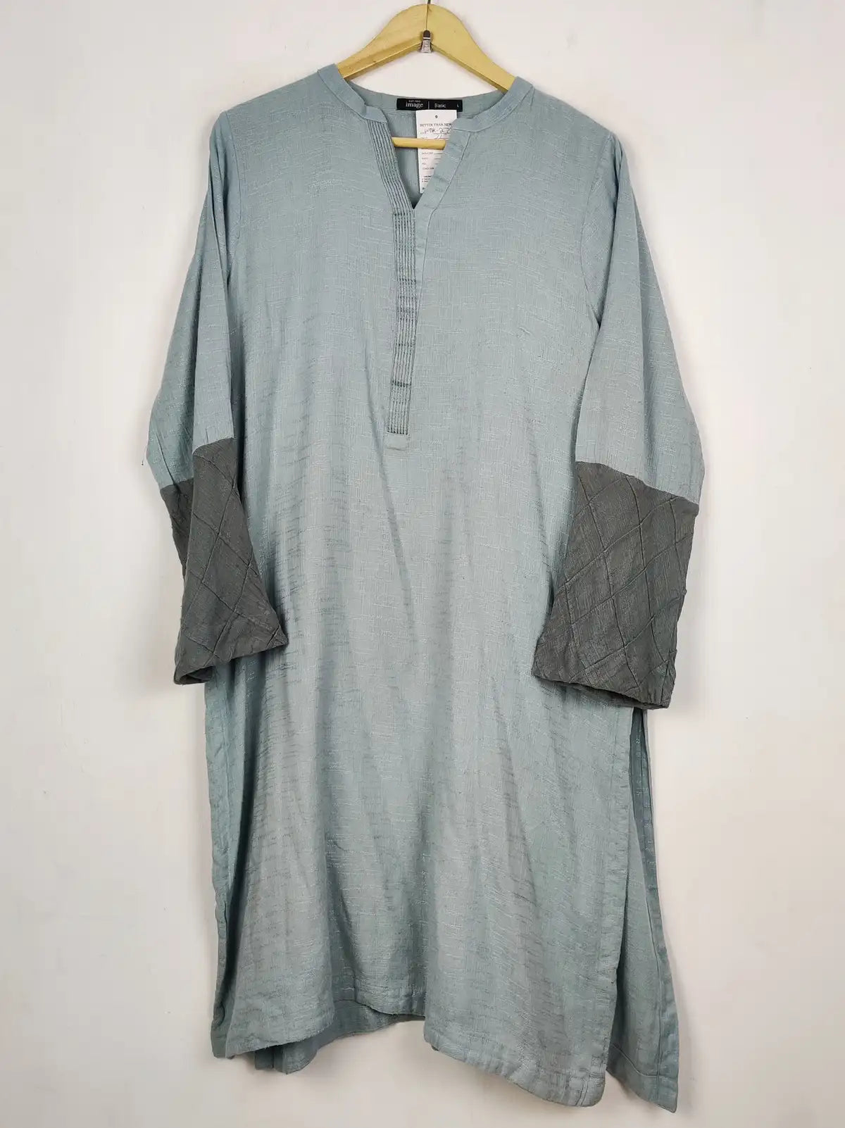 Buy online pre-used pre-loved 100% authentic & Original branded Khaadi (WBK-2776) available in Pakistan. Top international brands avilable.