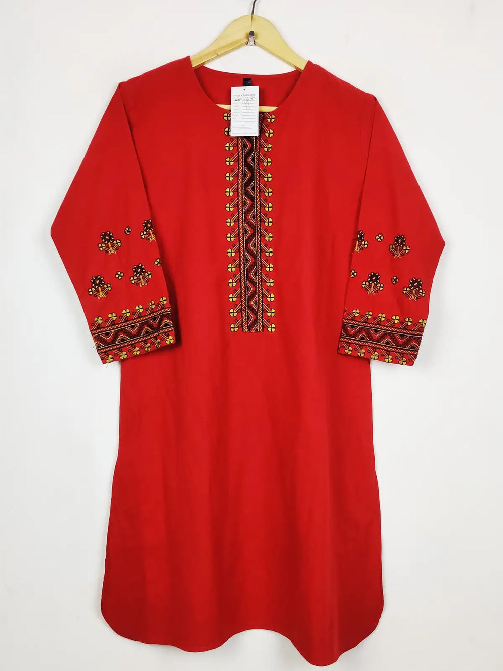 Buy online pre-used pre-loved 100% authentic & Original branded Unknown Brand (WBK-2783) available in Pakistan. Top international brands avilable.