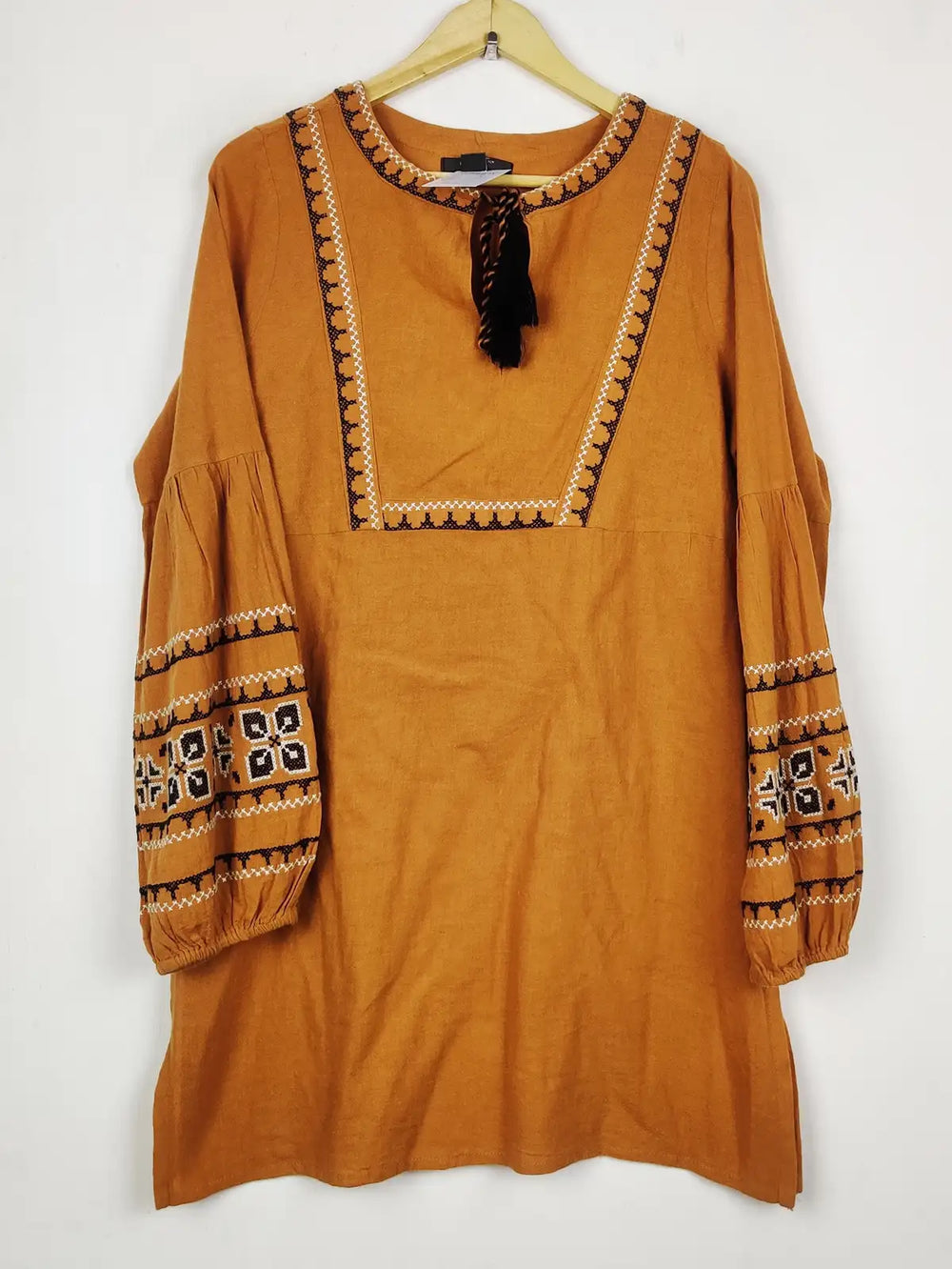 Buy online pre-used pre-loved 100% authentic & Original branded Primark (WBK-2819) available in Pakistan. Top international brands avilable.