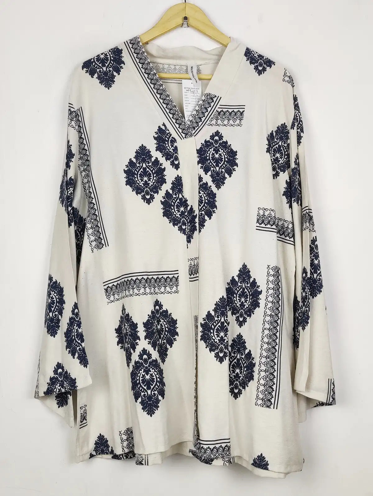 Buy online pre-used pre-loved 100% authentic & Original branded New Collection (WBK-2825) available in Pakistan. Top international brands avilable.