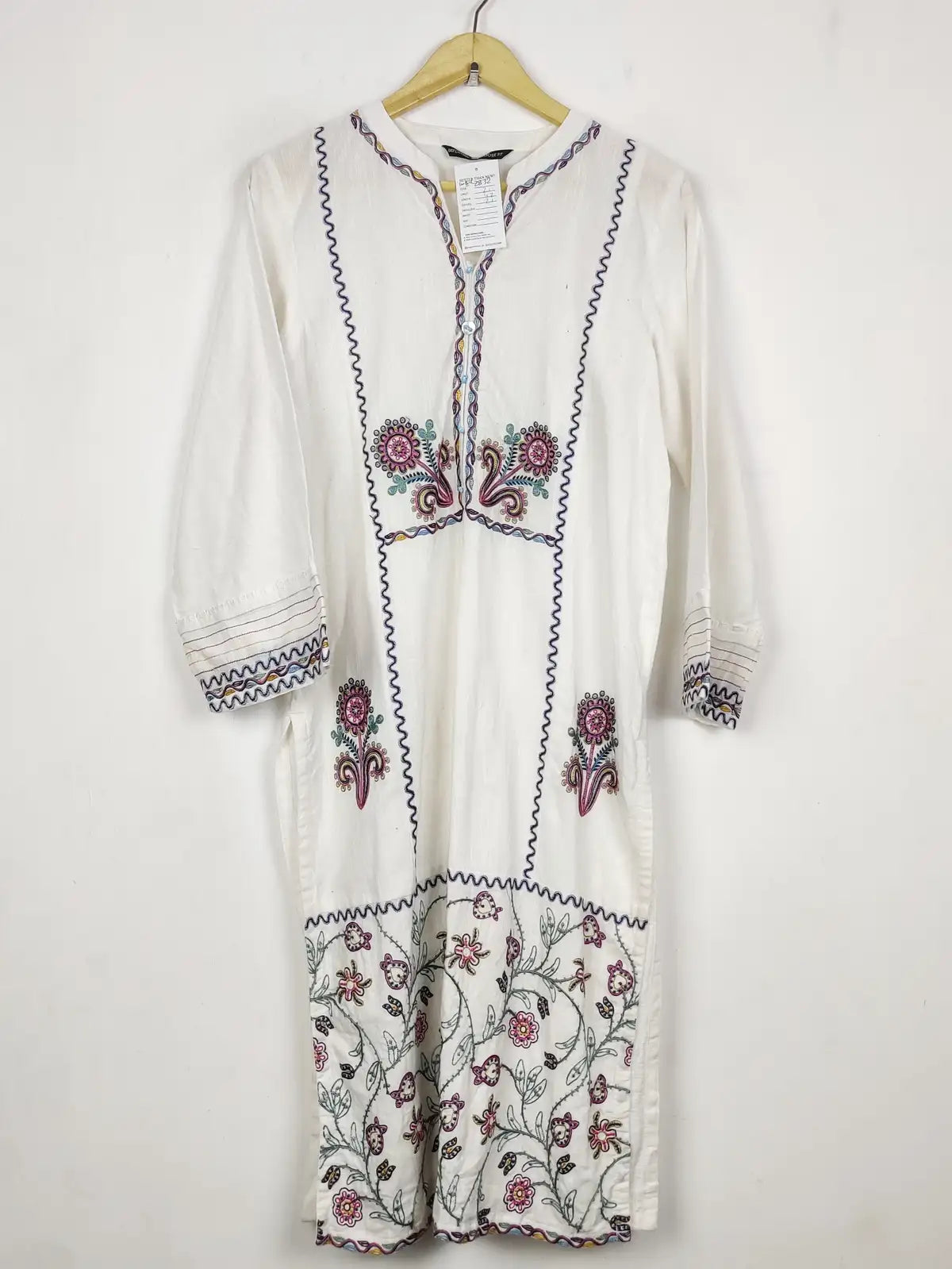 Buy online pre-used pre-loved 100% authentic & Original branded Beechtree (WBK-2832) available in Pakistan. Top international brands avilable.
