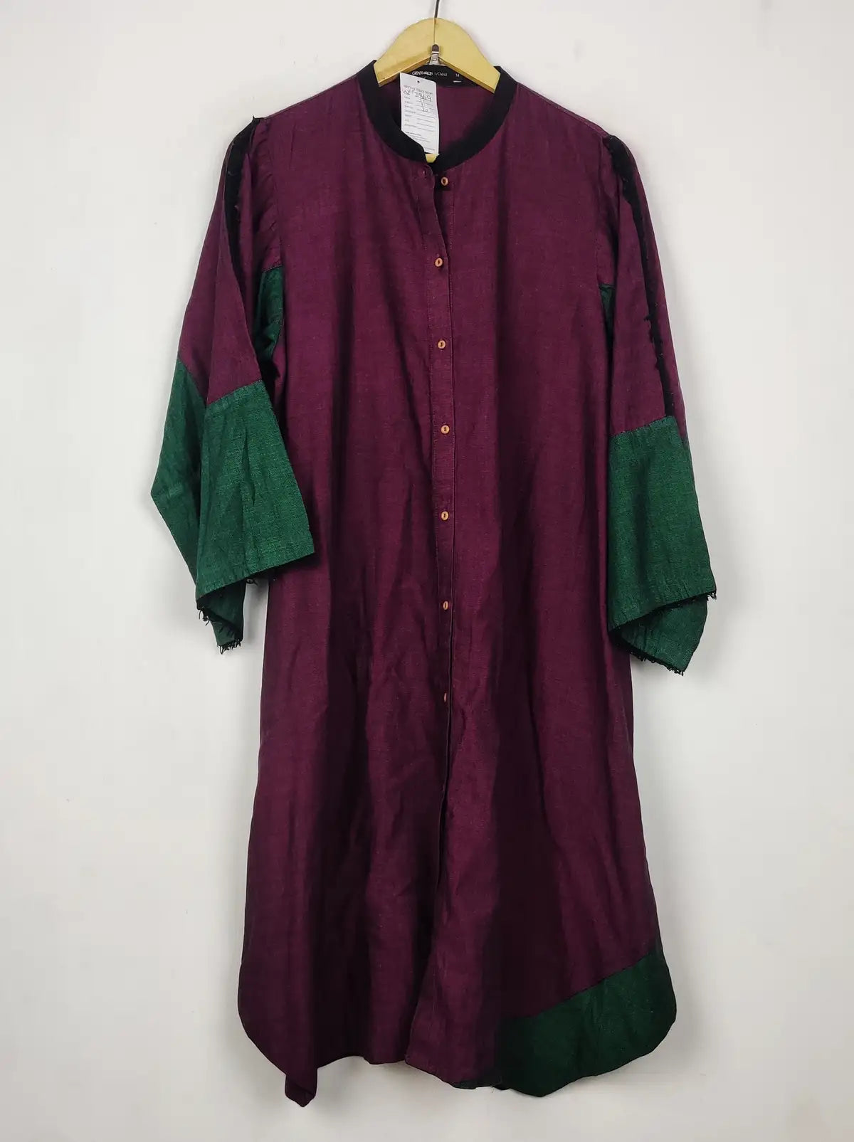 Buy online pre-used pre-loved 100% authentic & Original branded Generation (WBK-2869) available in Pakistan. Top international brands avilable.