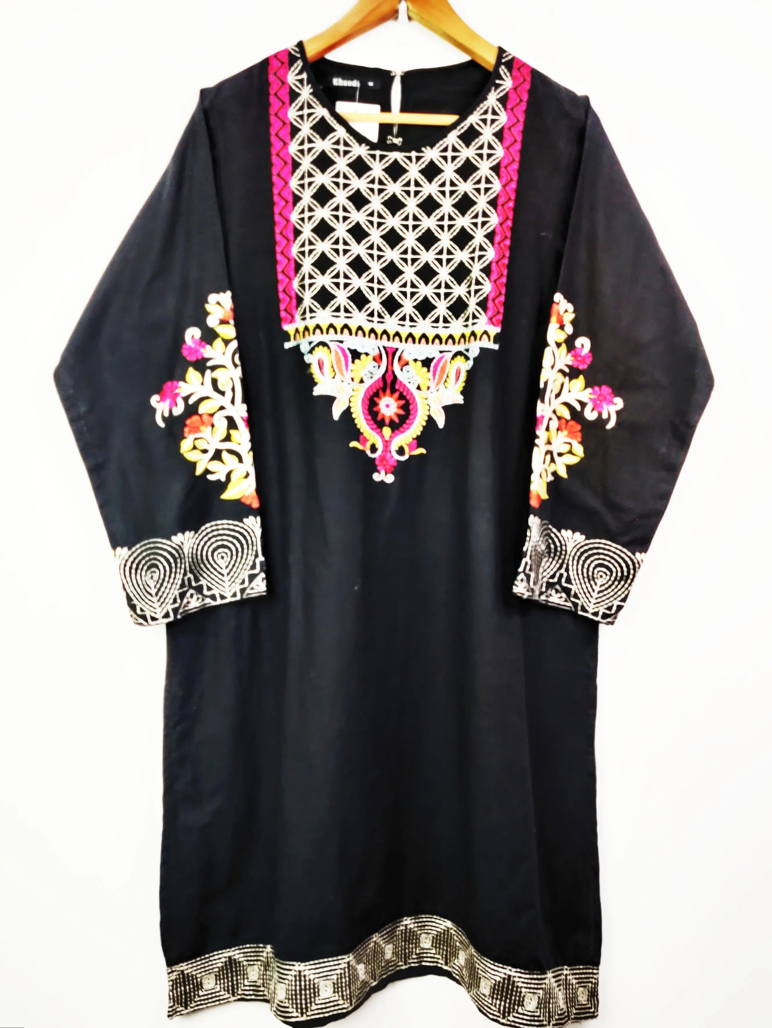 Buy online pre-used pre-loved 100% authentic & Original branded Khaadi (WBK-287) available in Pakistan. Top international brands avilable.