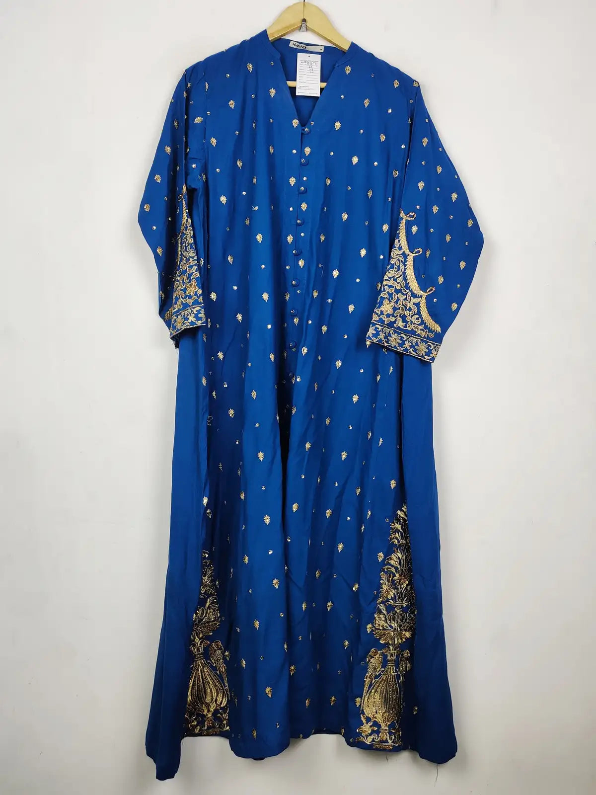 Buy online pre-used pre-loved 100% authentic & Original branded Khaadi (WBK-2871) available in Pakistan. Top international brands avilable.