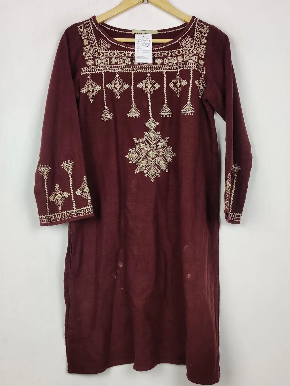 Buy online pre-used pre-loved 100% authentic & Original branded Generation (WBK-2887) available in Pakistan. Top international brands avilable.